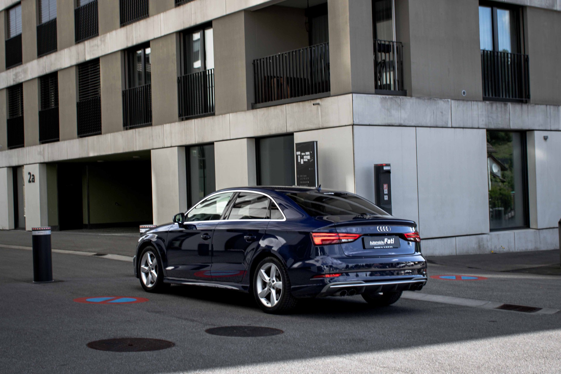 AUDI S3 Limousine 2.0 TFSI quattro S-tronic-image-1