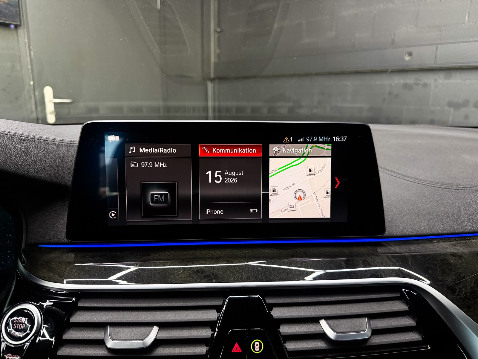 BMW 540d xDrive Touring Luxury Line Steptronic-image-15