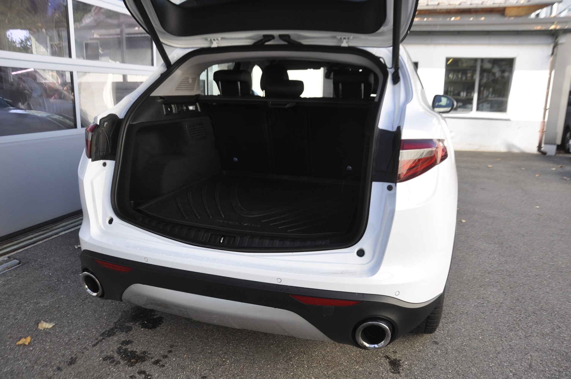 ALFA ROMEO Stelvio 2.0 Super Q4 Automatic-image-13