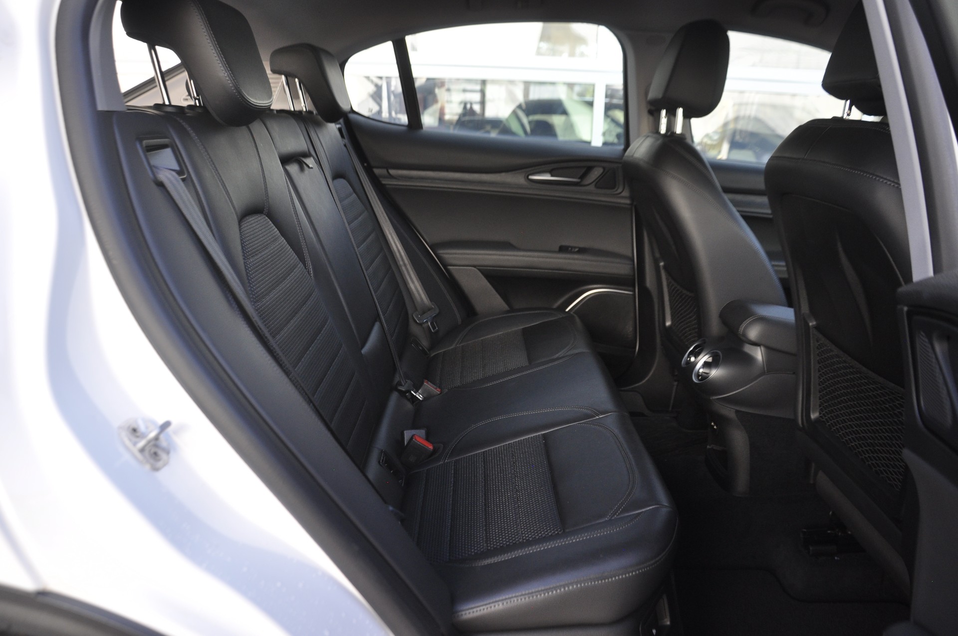 ALFA ROMEO Stelvio 2.0 Super Q4 Automatic-image-8
