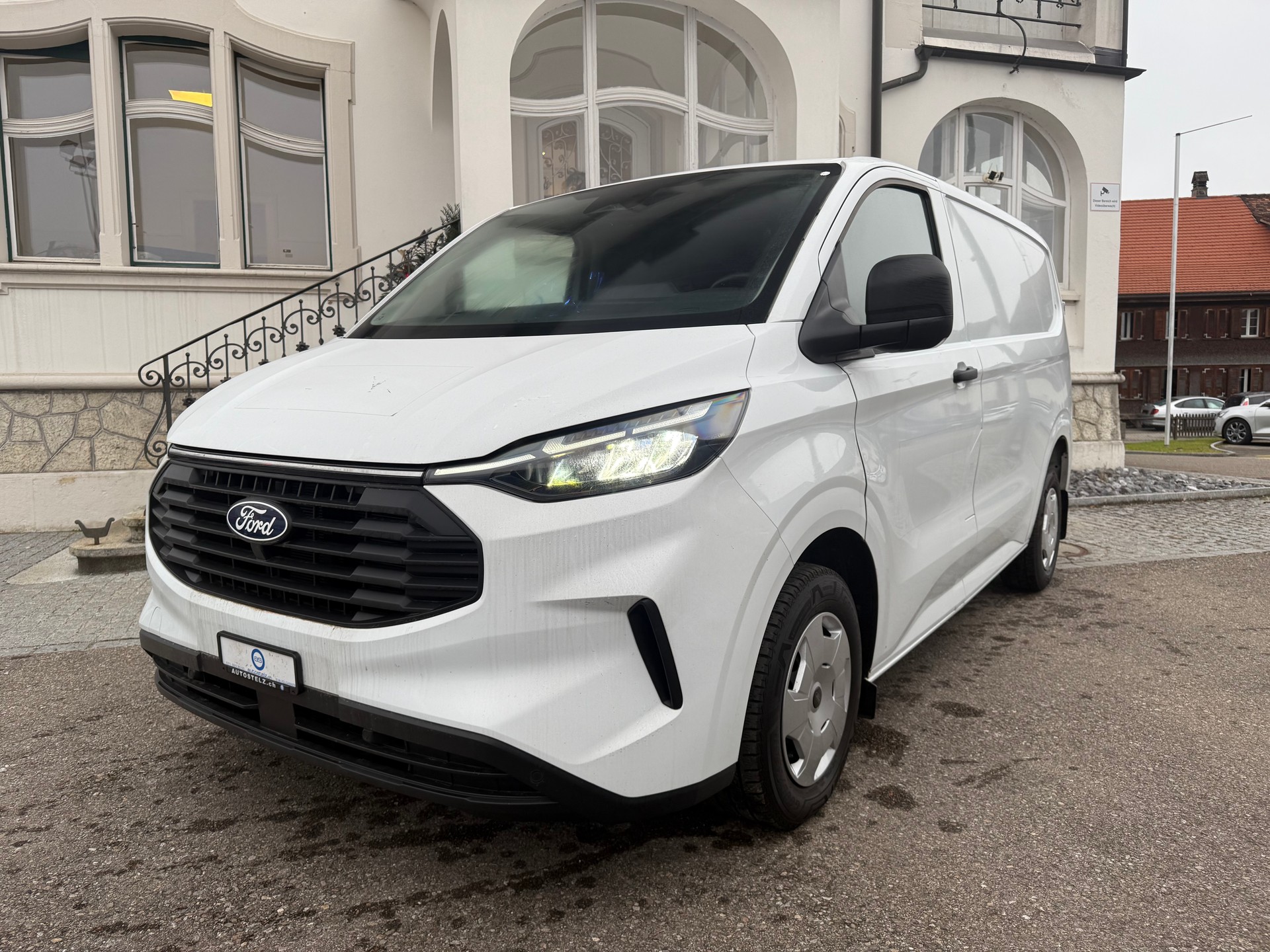 FORD Transit C Van 320 L2 2.0 EcoBlue 136 Trend-image-1