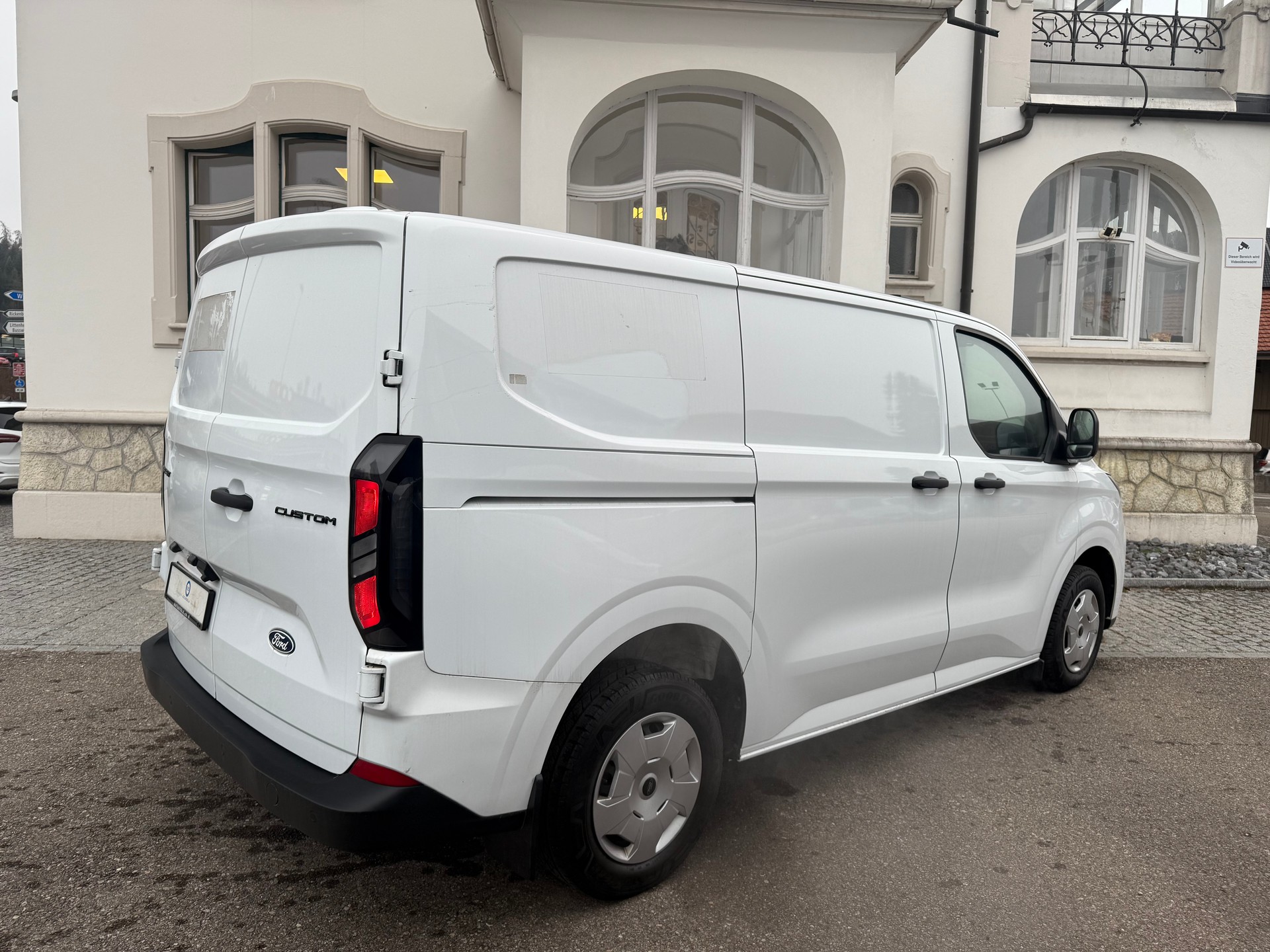 FORD Transit C Van 320 L2 2.0 EcoBlue 136 Trend-image-3