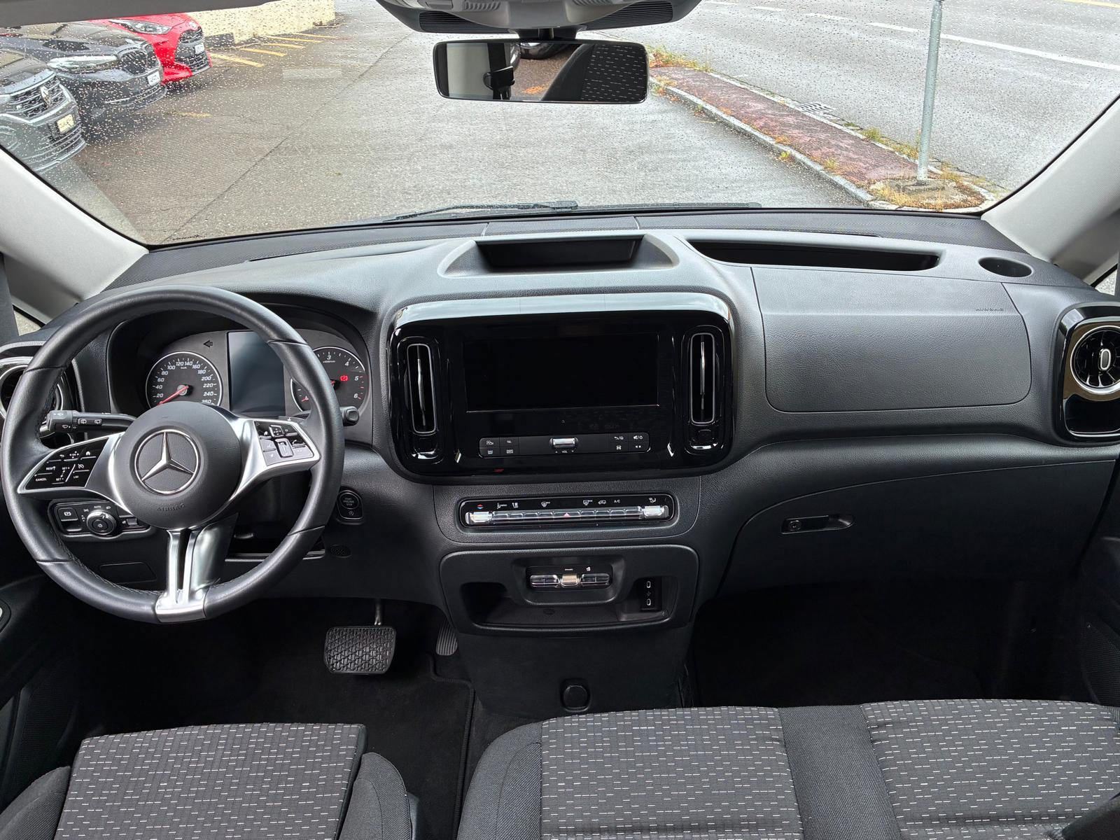 MERCEDES-BENZ Vito 116 CDI Lang Tourer 9G-Tronic 4M Select-image-9