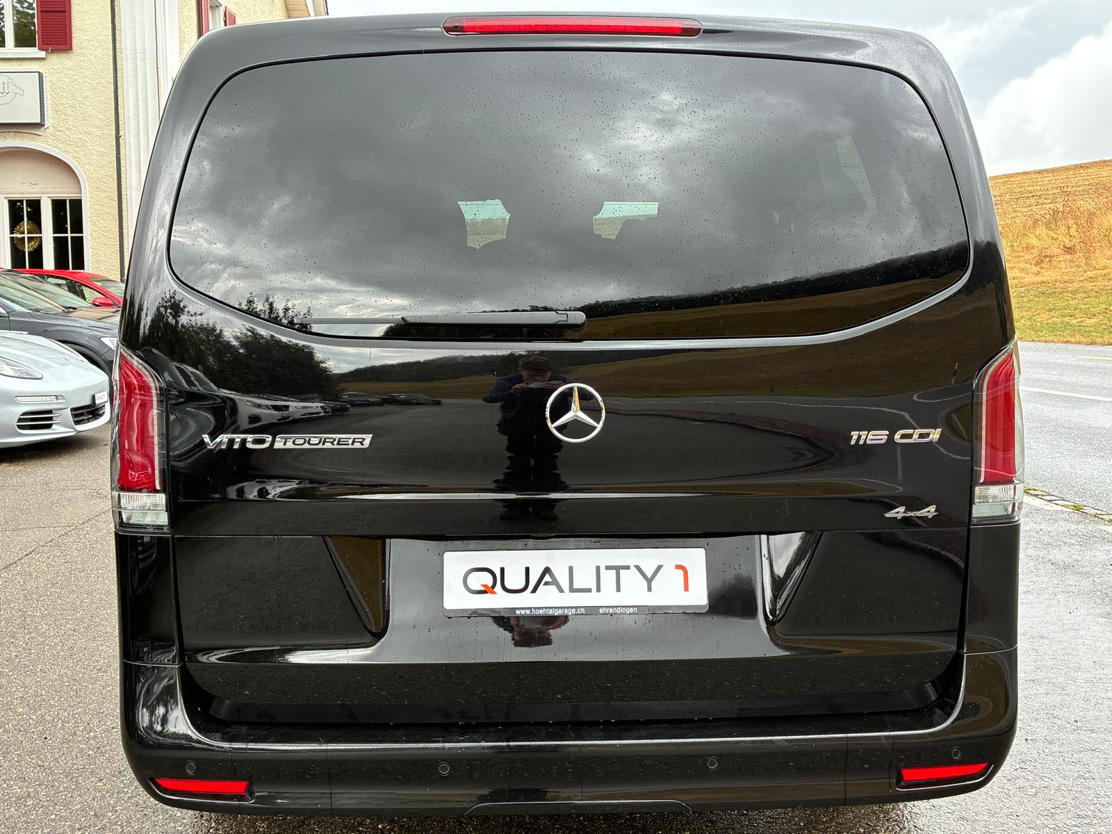 MERCEDES-BENZ Vito 116 CDI Lang Tourer 9G-Tronic 4M Select-image-4