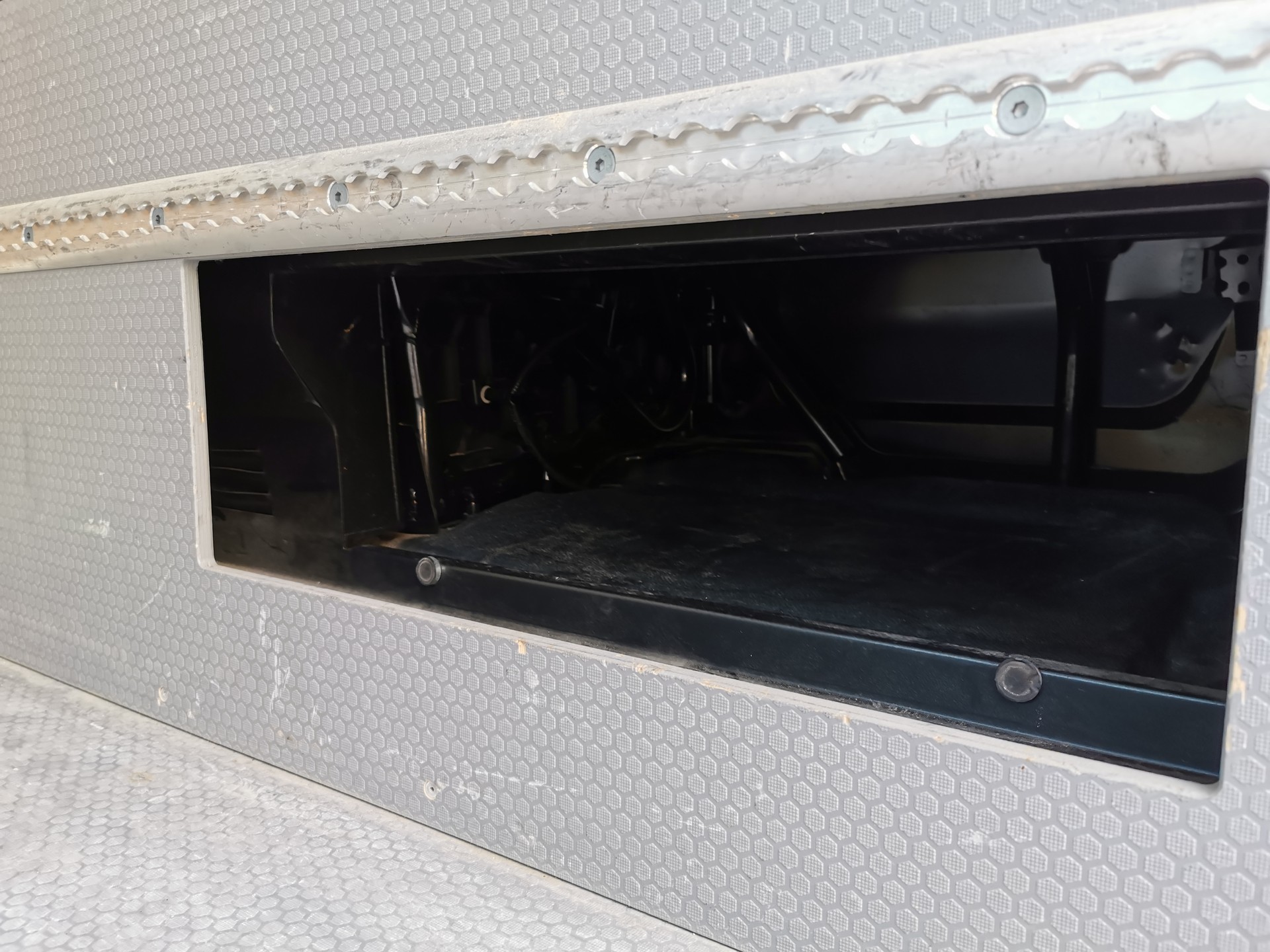FORD Transit Custom Van 320 L1H1 Ambiente-image-12