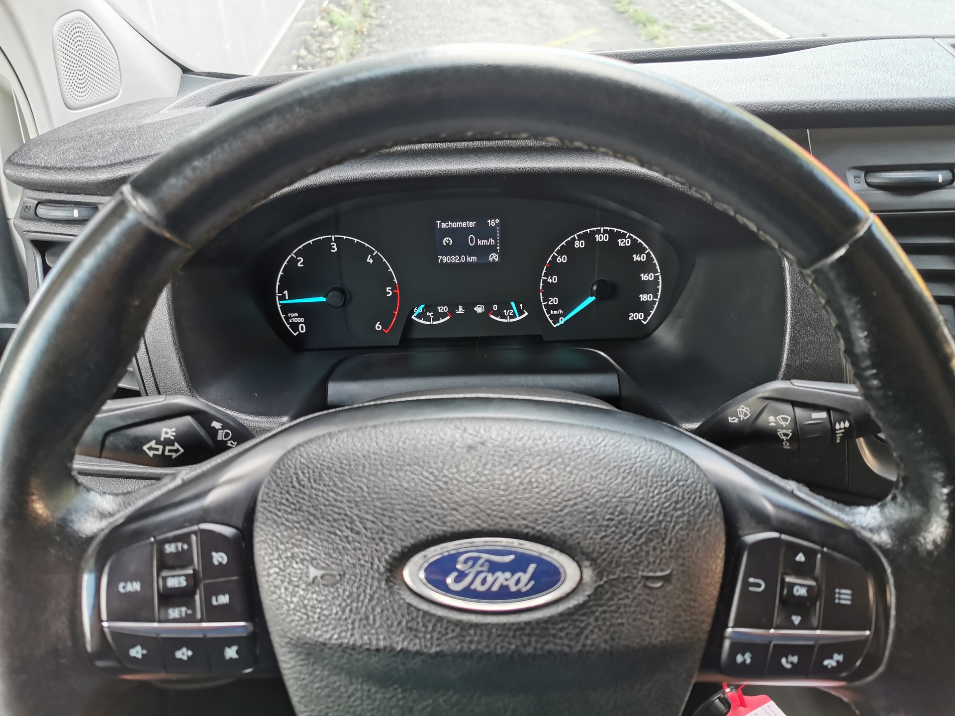 FORD Transit Custom Van 320 L1H1 Ambiente-image-7