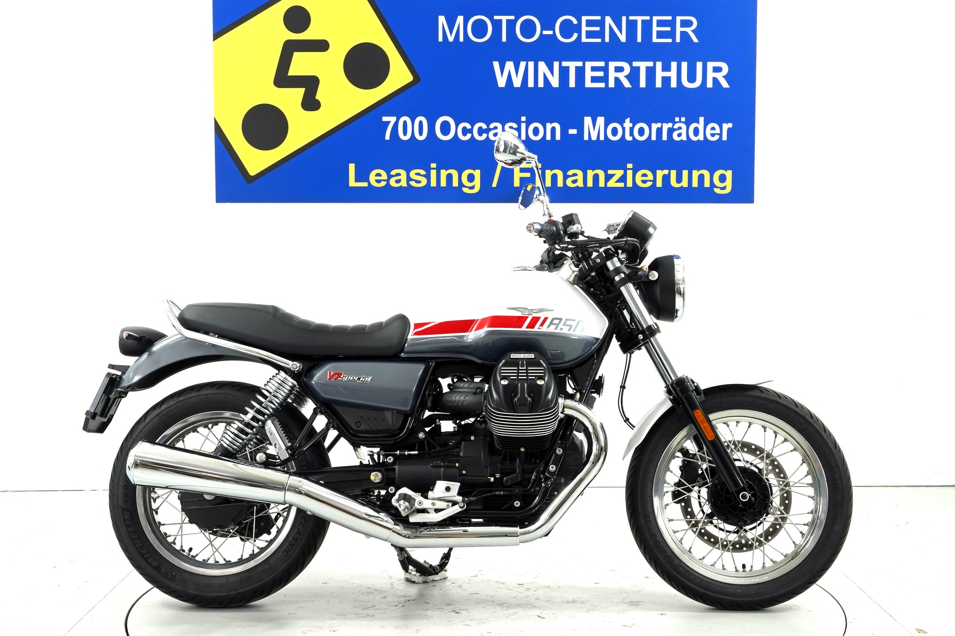 MOTO GUZZI V7 Special