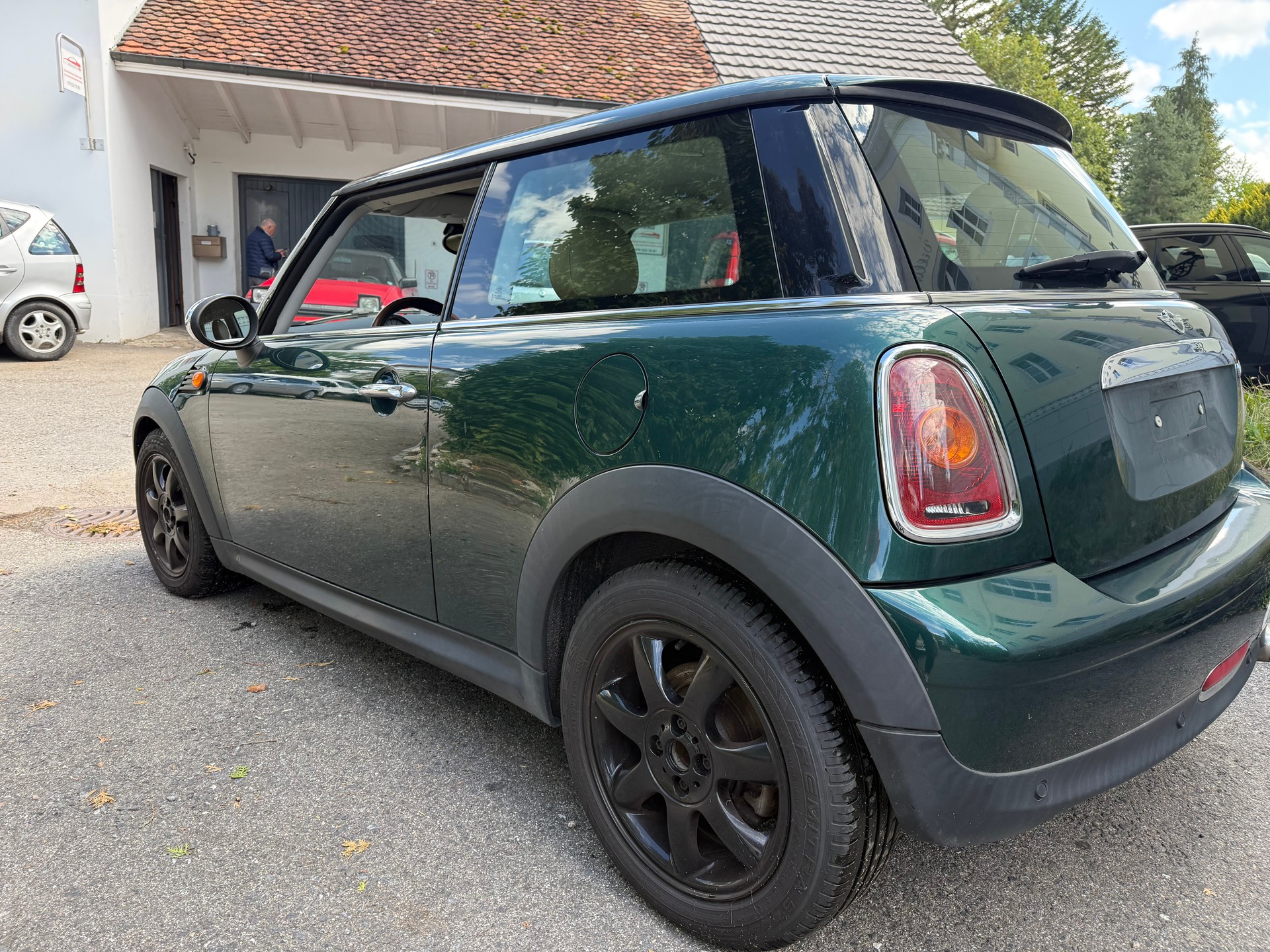 MINI Cooper-image-3