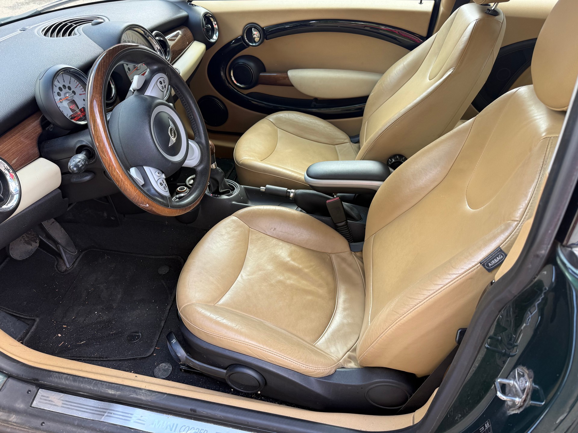 MINI Cooper-image-8