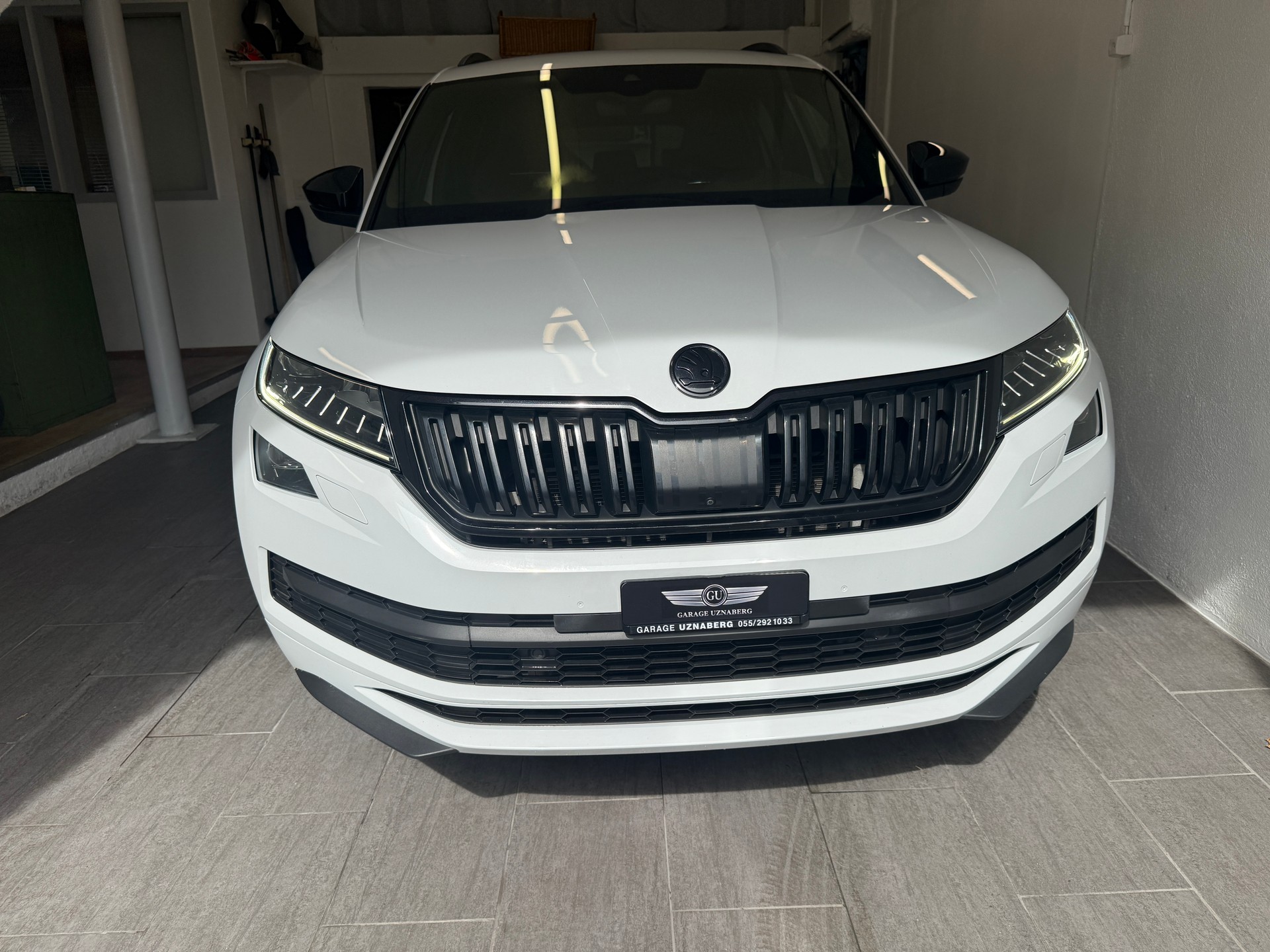 SKODA Kodiaq 2.0 TDI CR Sport Line 4x4 DSG 7 Plätzer AHK der günstigste Sport Line-image-7