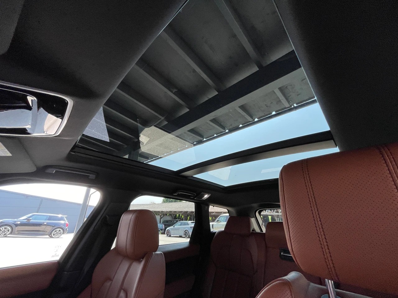 LAND ROVER Range Rover Sport 3.0 SDV6 Hybrid HSE Dynamic Aut.-image-12