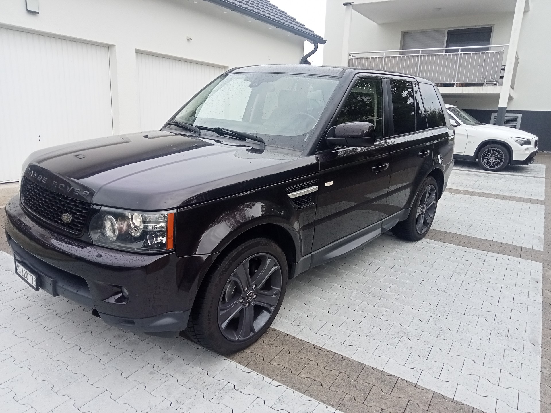 LAND ROVER 3.0 SDV6 HSE-image-4