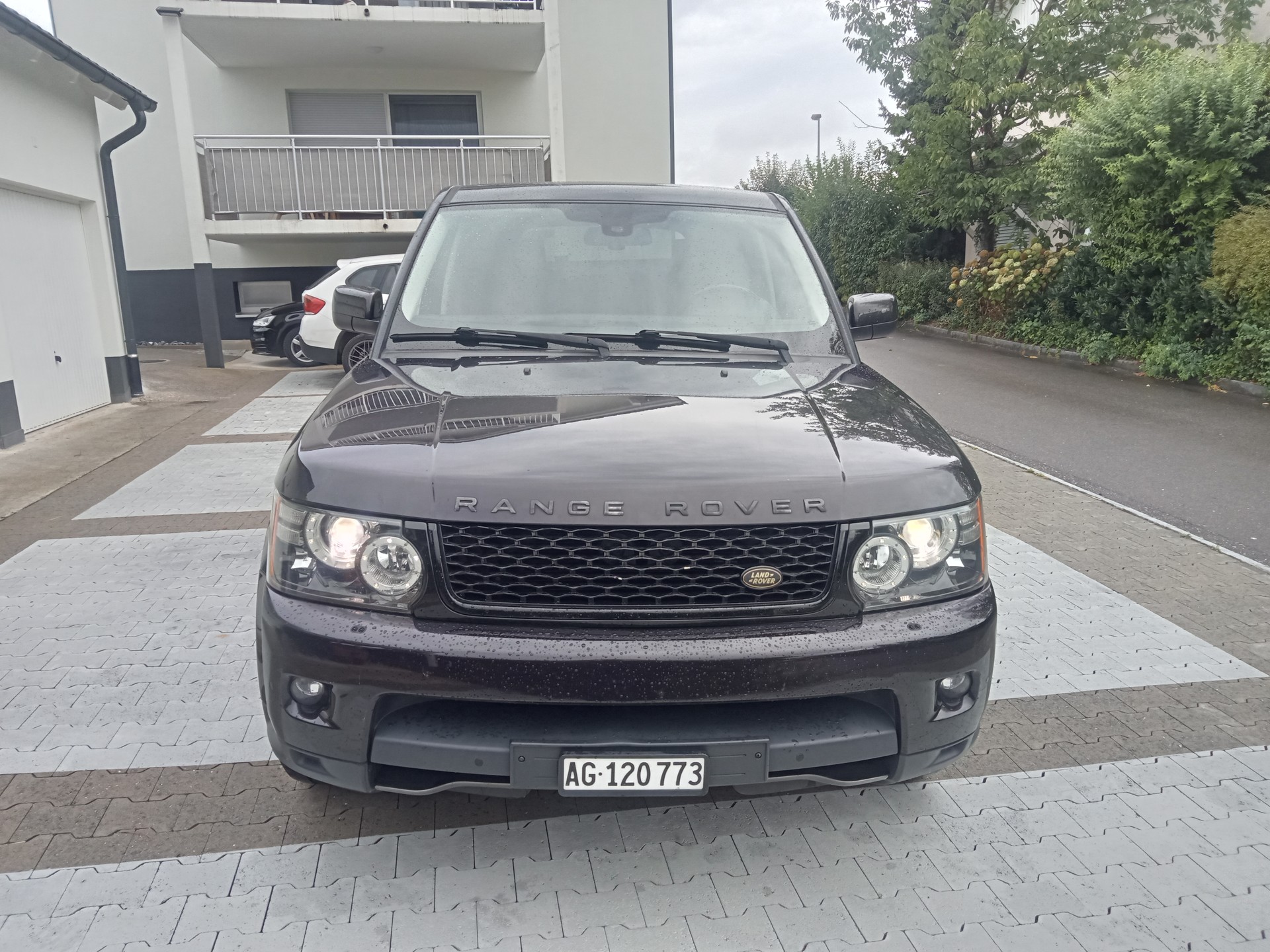 LAND ROVER 3.0 SDV6 HSE-image-0