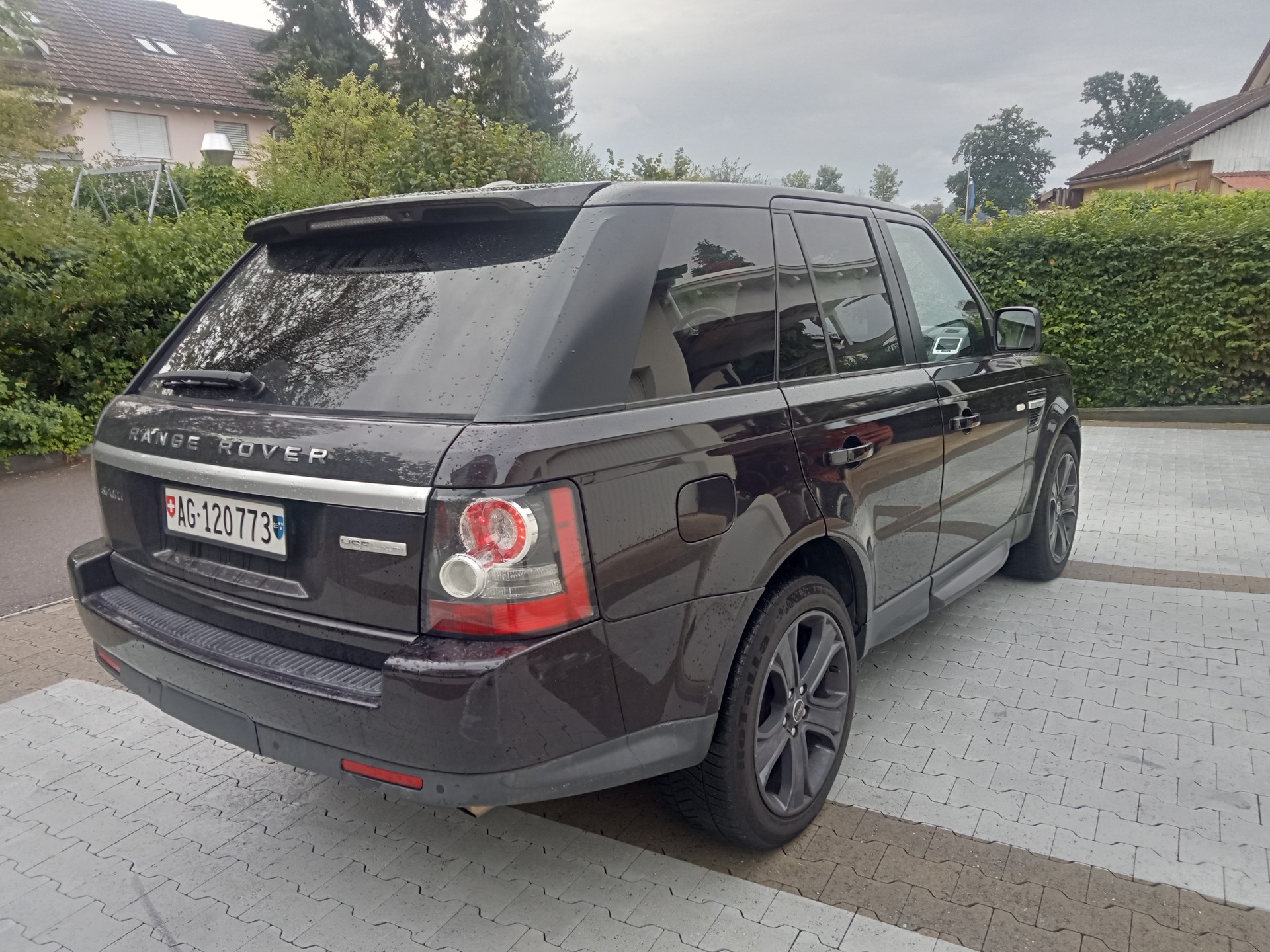 LAND ROVER 3.0 SDV6 HSE-image-2