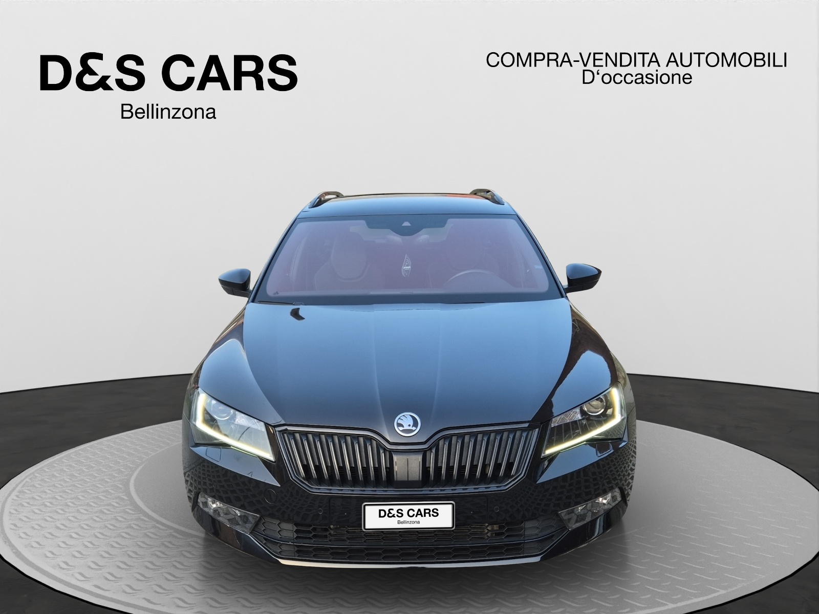 SKODA Superb Combi 2.0 TDi SportLine+ 4x4 DSG-image-1
