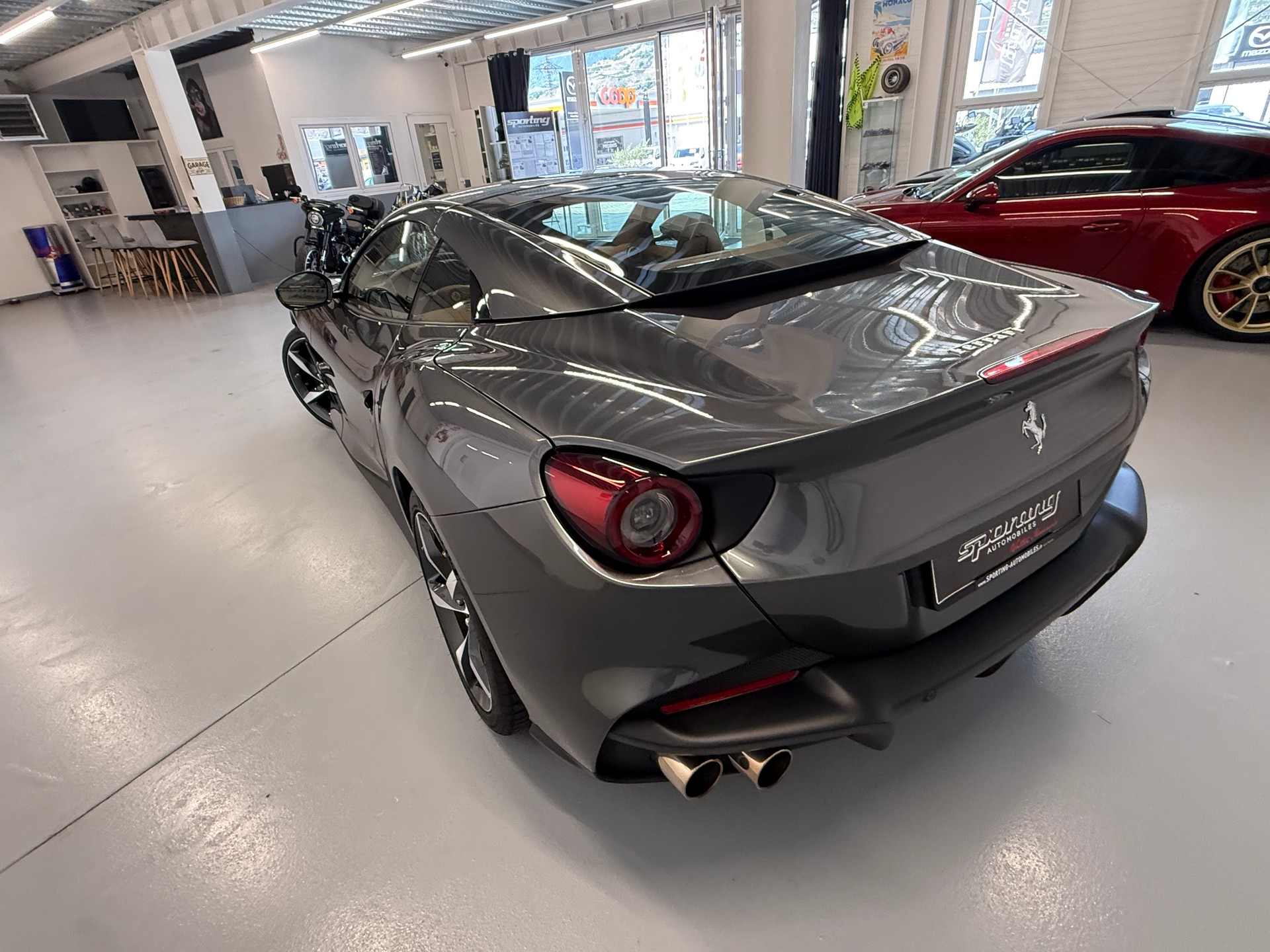 FERRARI Portofino 3.9 V8 T M-image-10