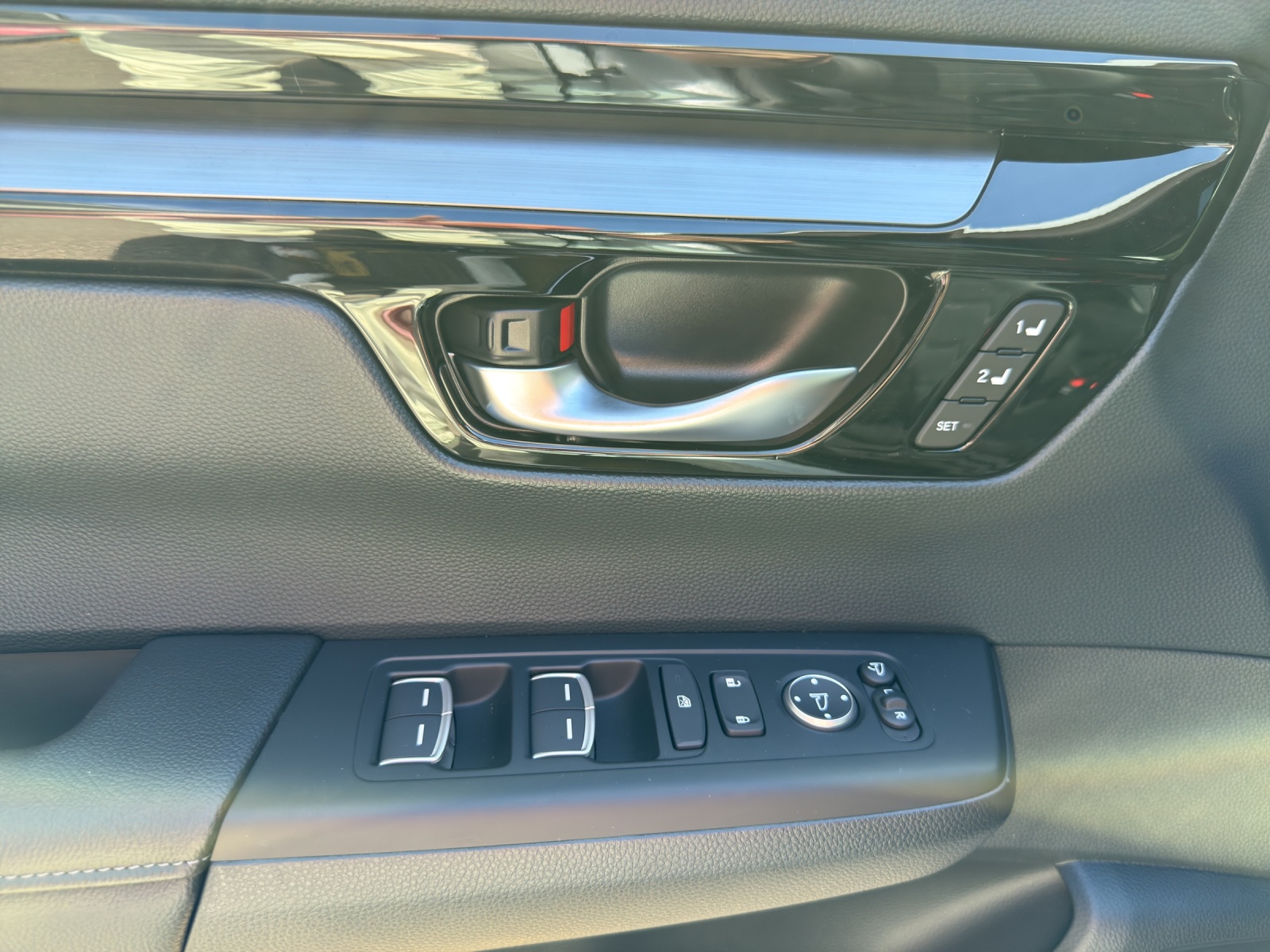 HONDA CR-V 2.0 i-MMD Advance 4WD, Leasing Aktion 1.9 %, inkl. GRATIS Winterräder in Wert von 2200.--image-18