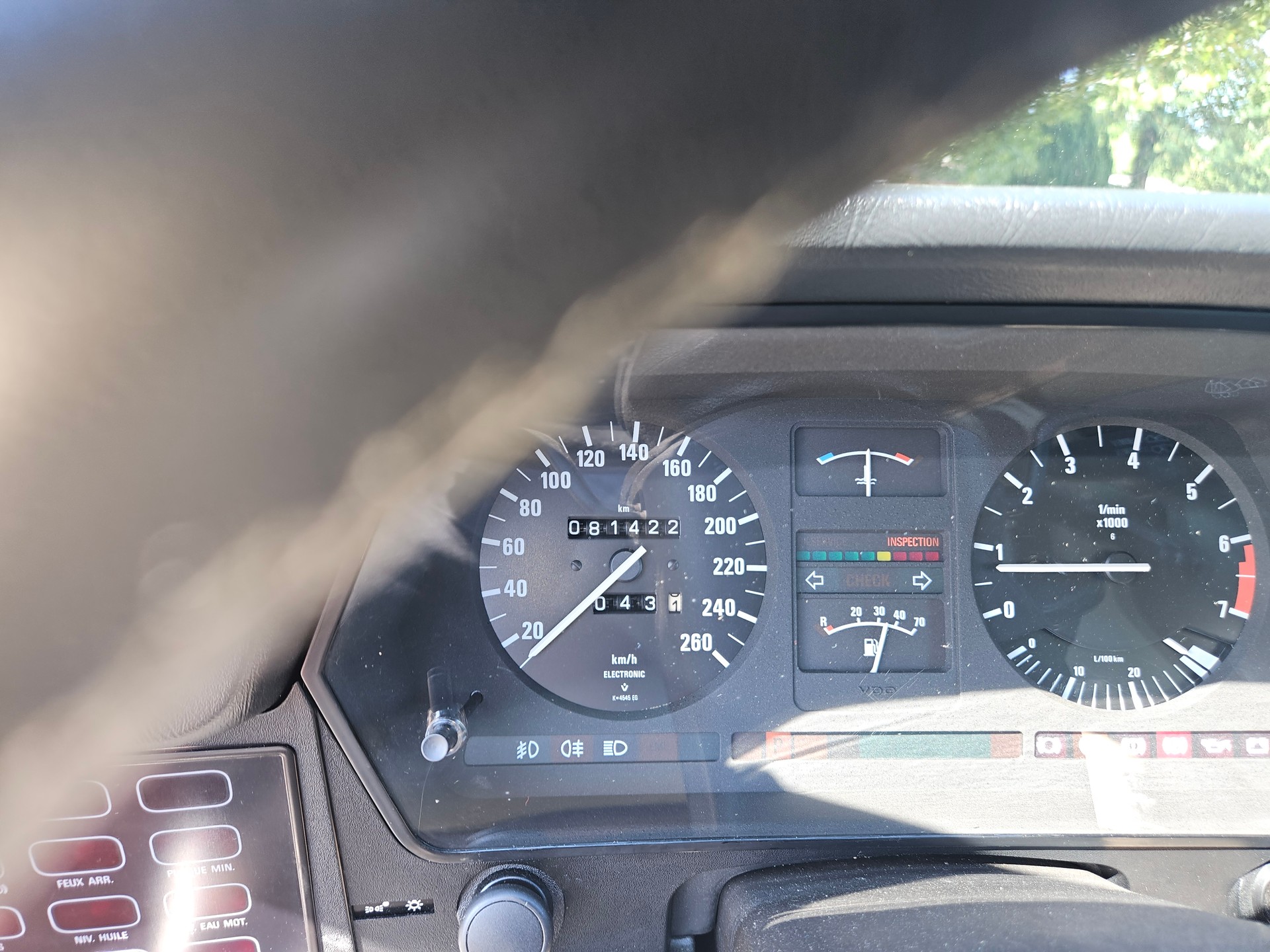 BMW 635CSi-image-6