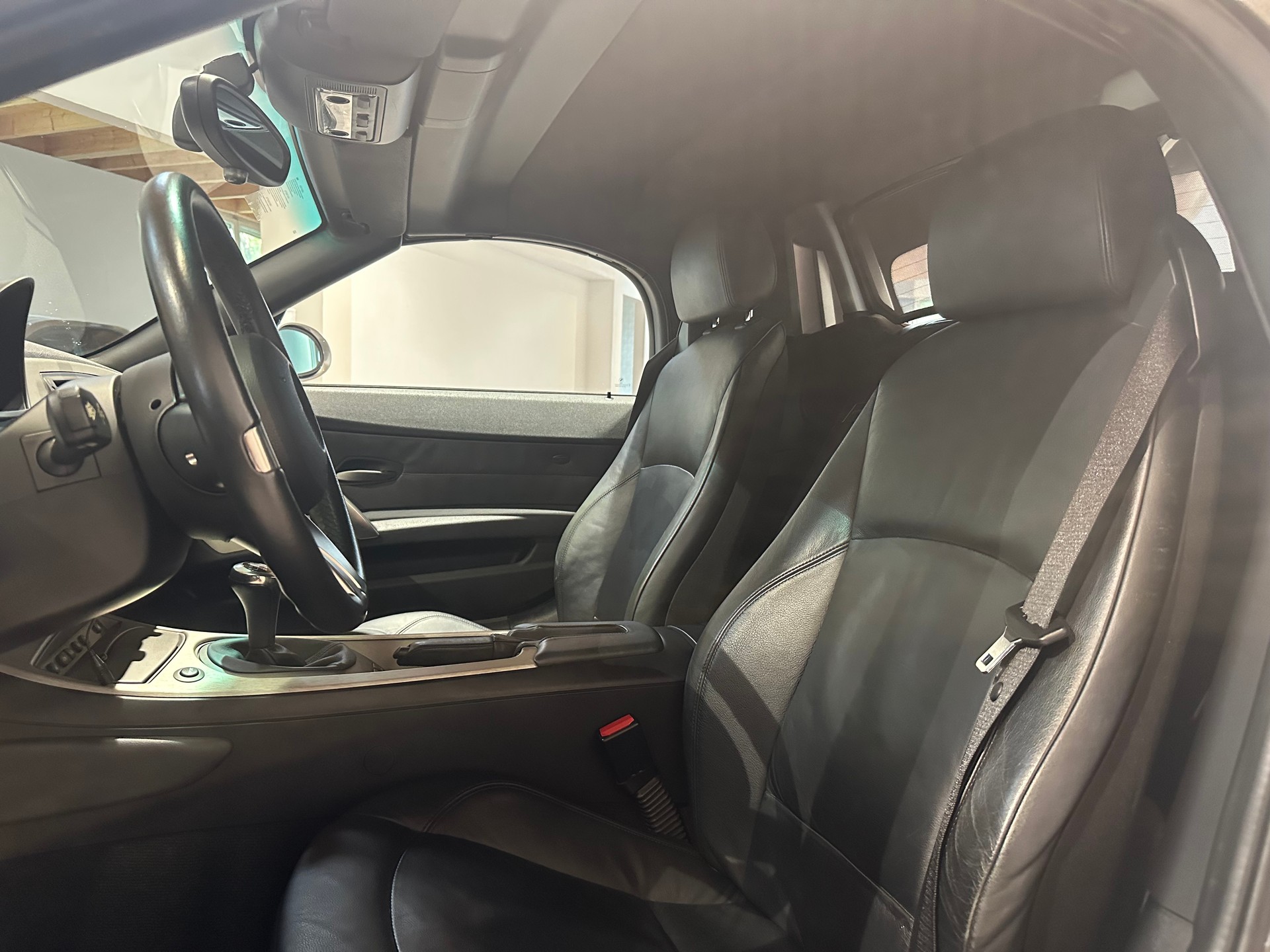 BMW Z4 3.0i Roadster/Frisch ab MFK und grossem Service/Einzigartiger Klassiker mit wenig km!-image-12