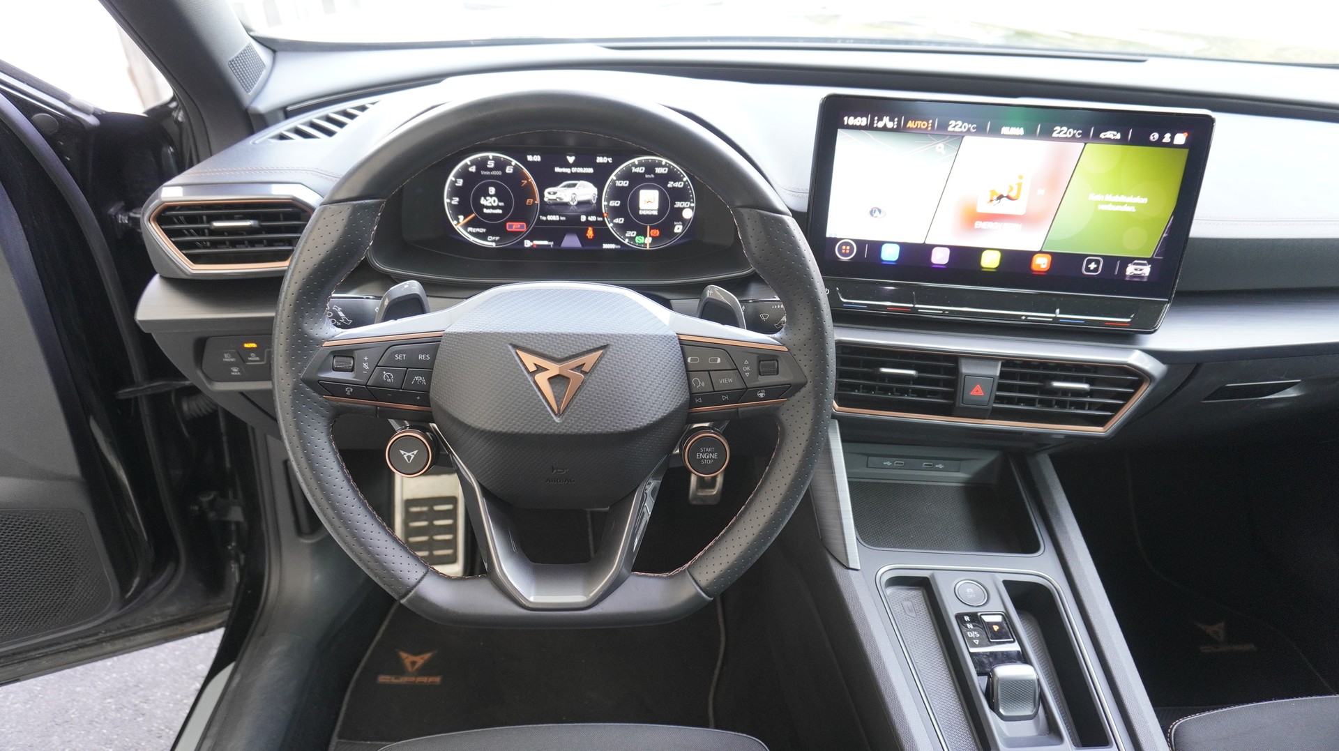 CUPRA Formentor 2.0TSI VZ 4Drive DSG mit 8x originale 19'' Kompletträder-image-1