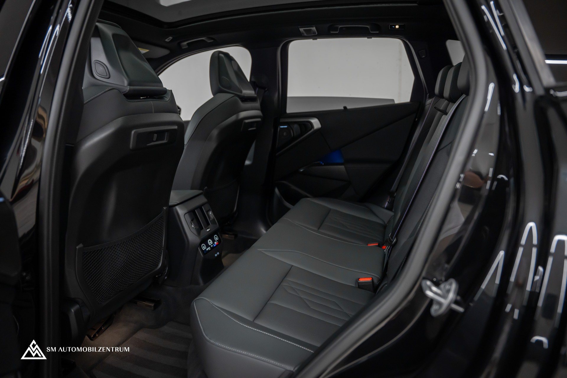 BMW X3 M50i 48V M Sport Pro / Panorama / 360° / Sitzbelüftung / AHK-image-22