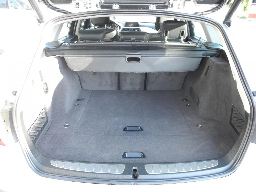 BMW 316d Touring Business Steptronic ** Gr-Navigation ** PDC v+h ** Sitzheizung ** Tempomat ** Xenon **-image-6