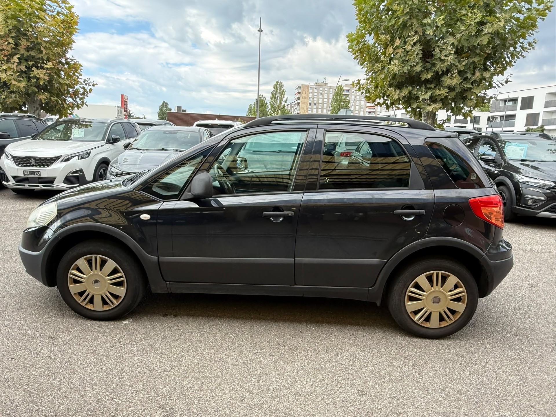 FIAT Sedici 1.6 4WD Freestyle-image-9