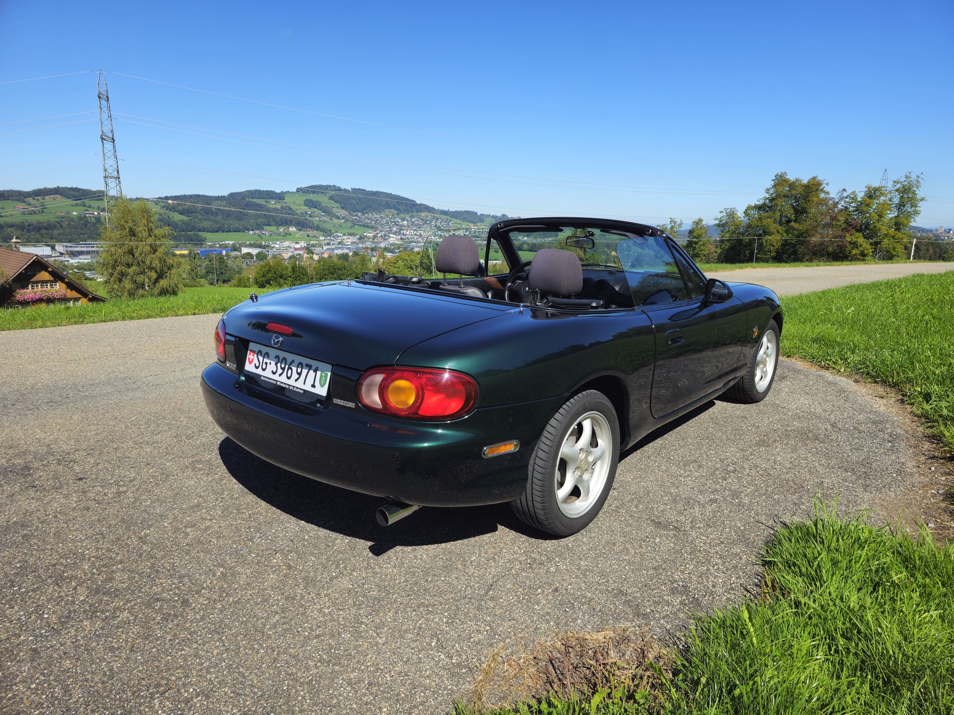 MAZDA 1.8i-16V Youngster-image-3