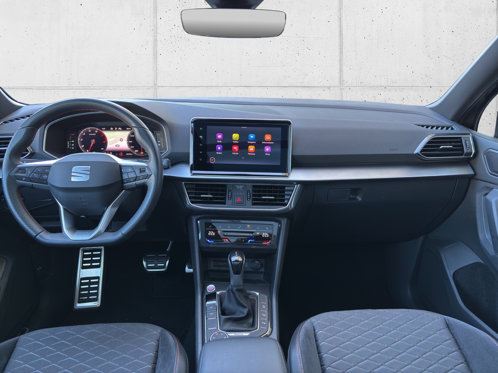 SEAT Tarraco 2.0TSI 4Drive DSG FR mit AHK, Standheizung, Panorama-Ausstell-/Schiebedach & Winterräder-image-12