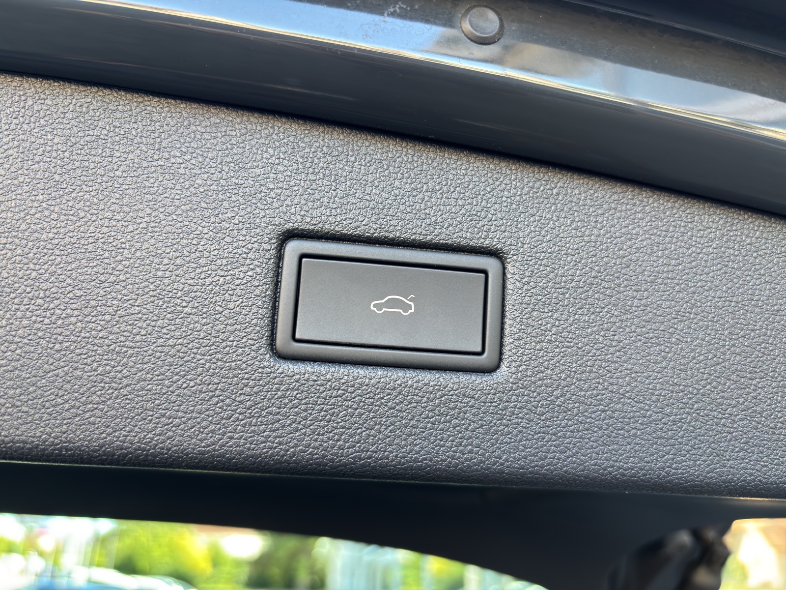 SEAT Tarraco 2.0TSI 4Drive DSG FR mit AHK, Standheizung, Panorama-Ausstell-/Schiebedach & Winterräder-image-9
