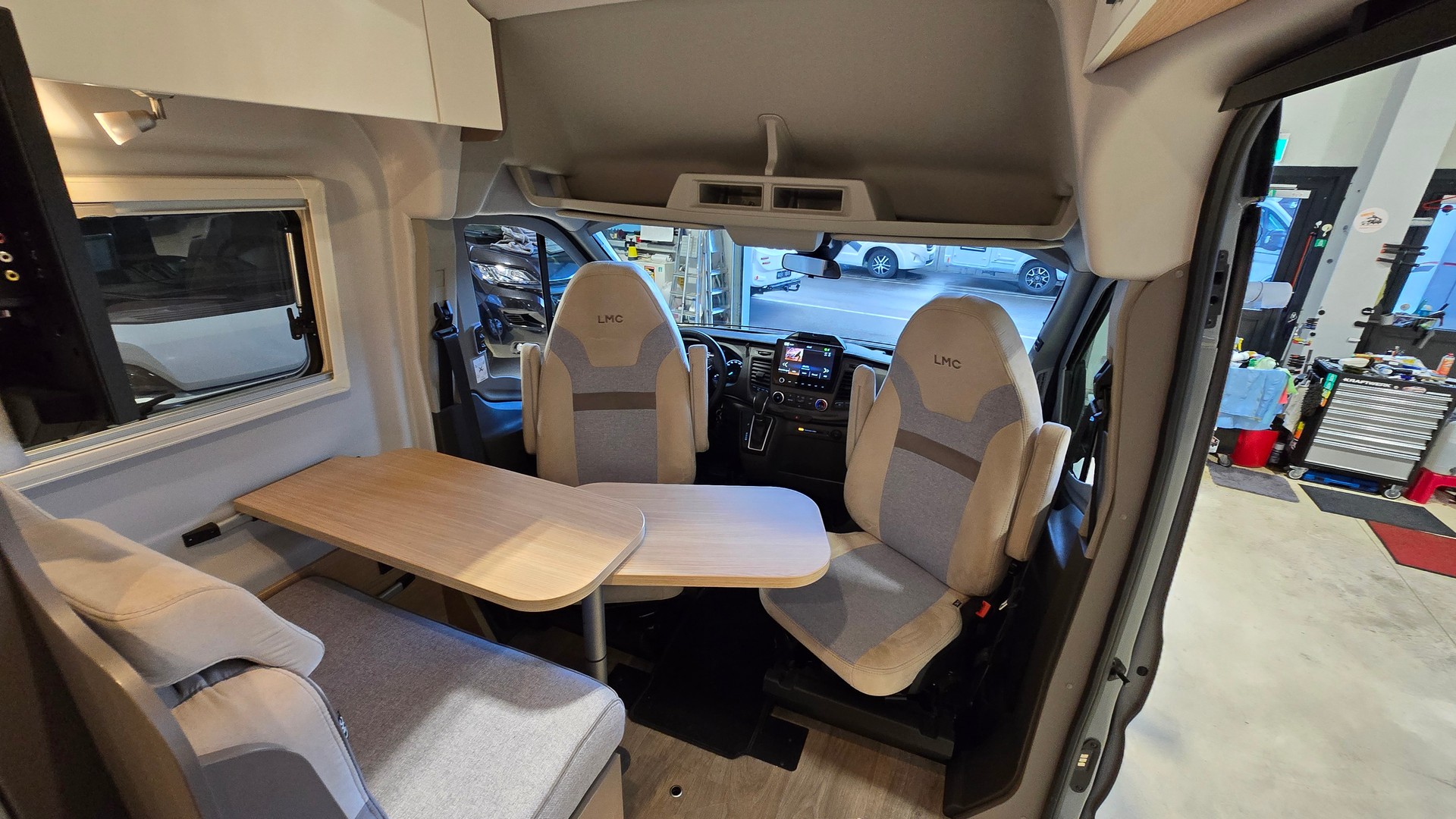 LMC Innovan C 590 "Hymer-Gruppe" / Ford Transit 2.0EcoBlue 170PS-image-12