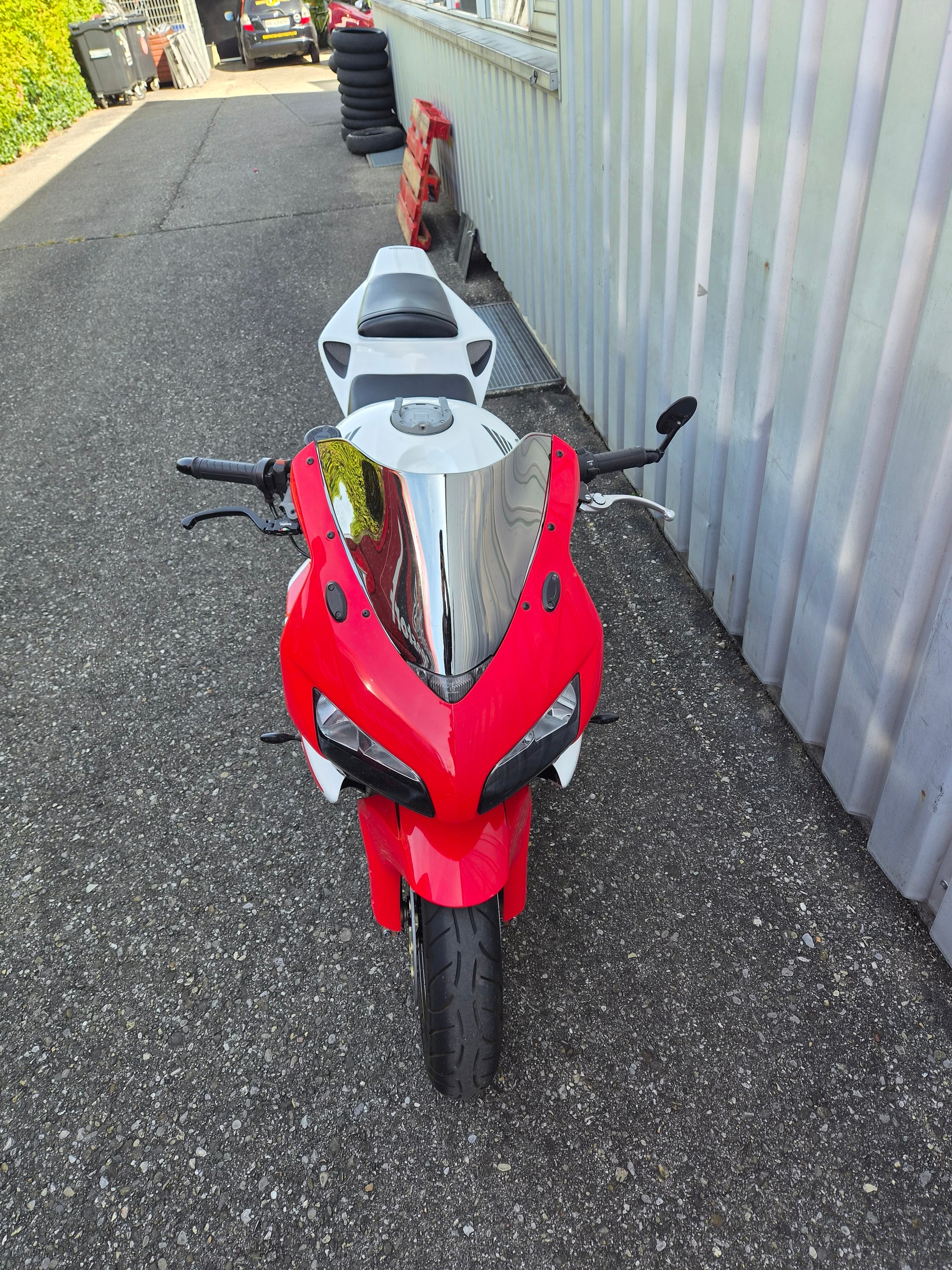 HONDA CBR 1000 RR KUNDENAUFTRAG-showroom-element-3