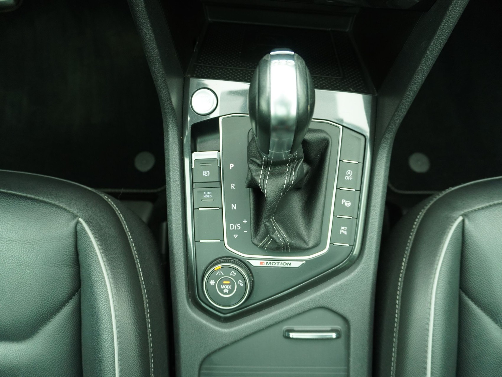 VW Tiguan 2.0 TSI DSG R-Line 4Motion-image-15