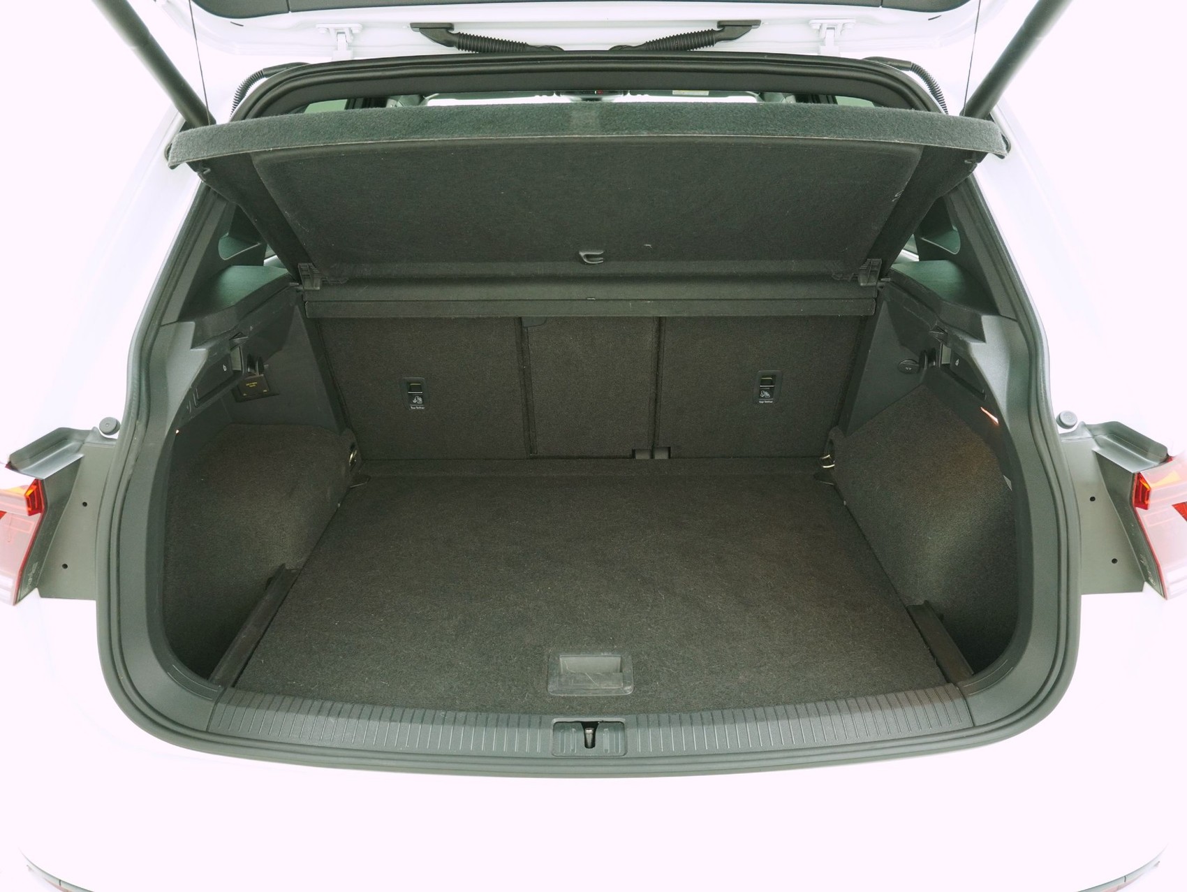 VW Tiguan 2.0 TSI DSG R-Line 4Motion-image-13