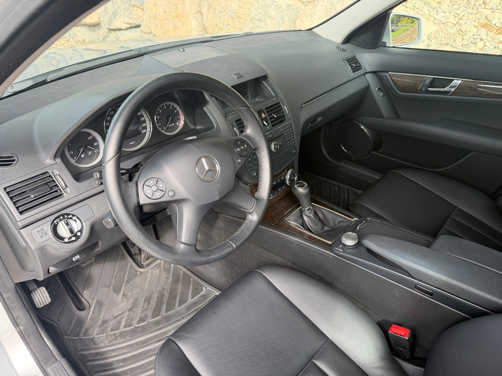 MERCEDES-BENZ C 230 Elégance-image-6