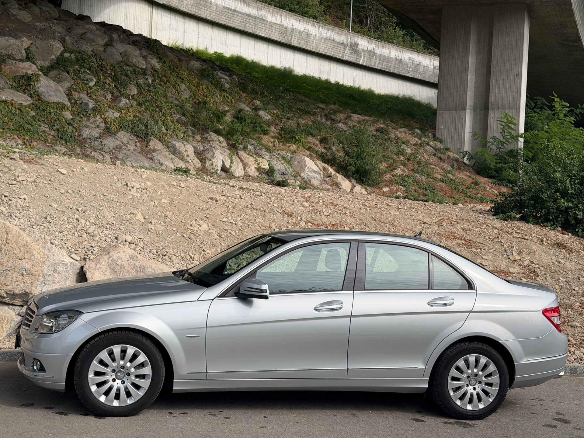 MERCEDES-BENZ C 230 Elégance-image-2