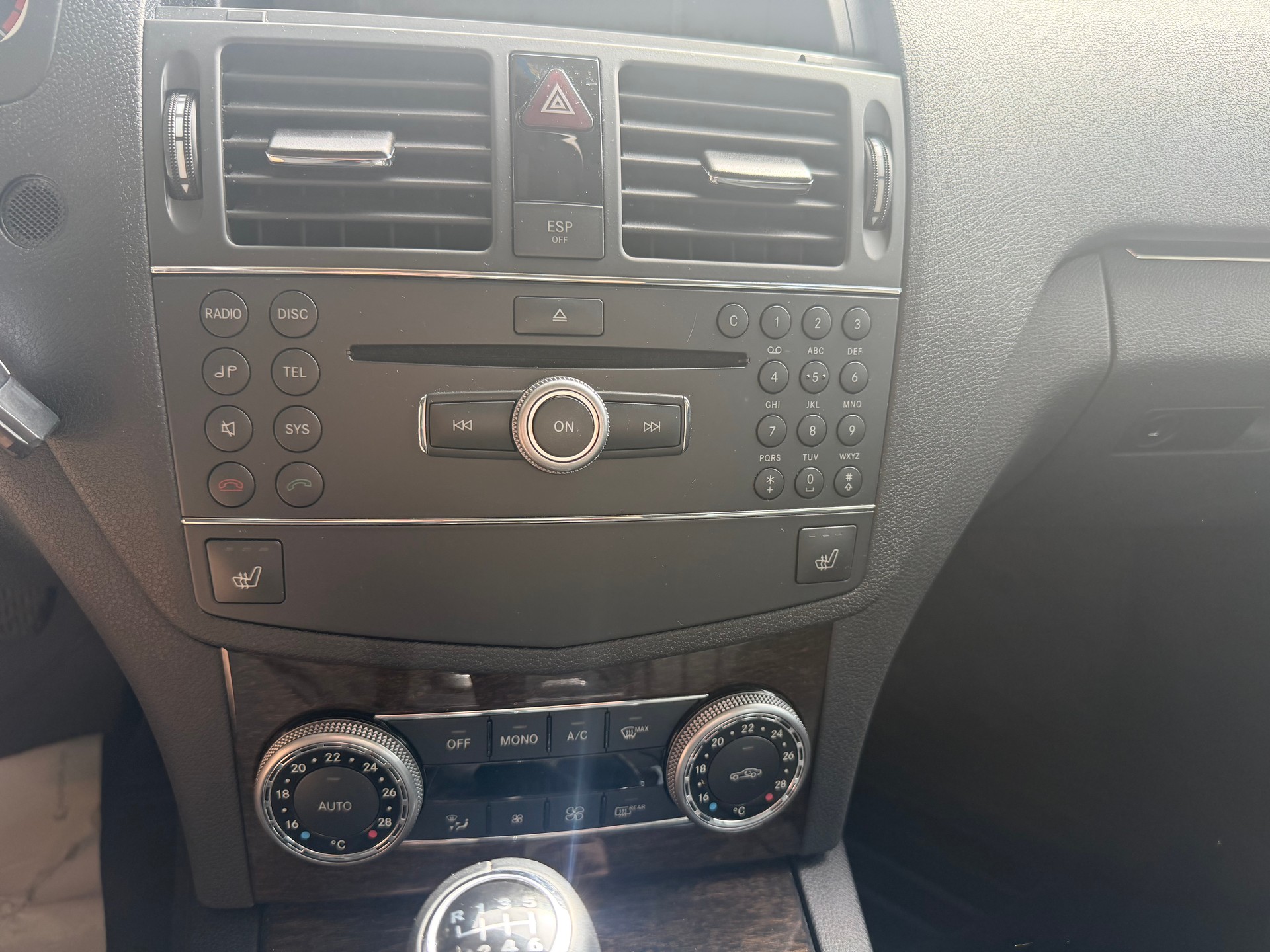 MERCEDES-BENZ C 230 Elégance-image-11