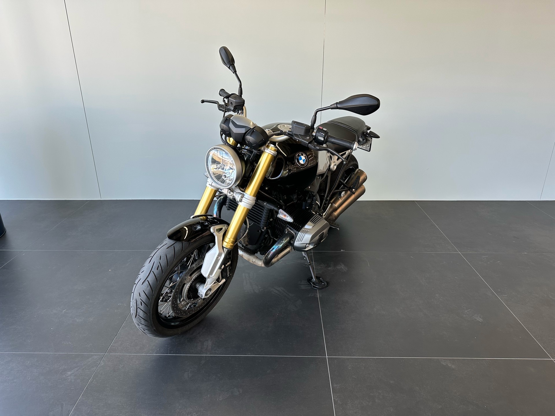 BMW R nineT ABS-showroom-element-1