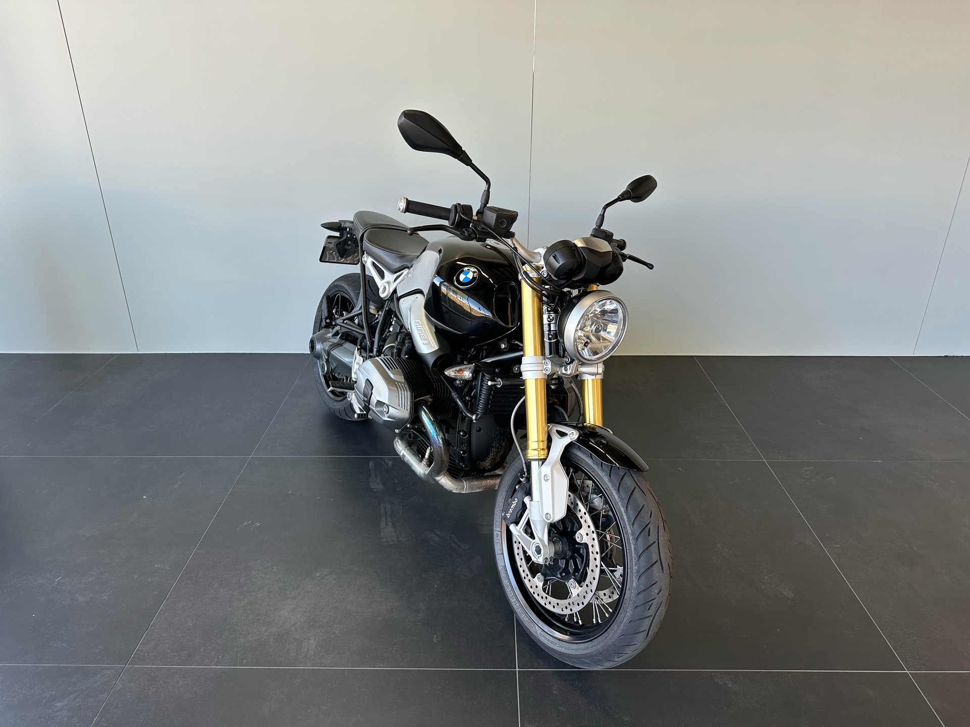 BMW R nineT ABS-showroom-element-2