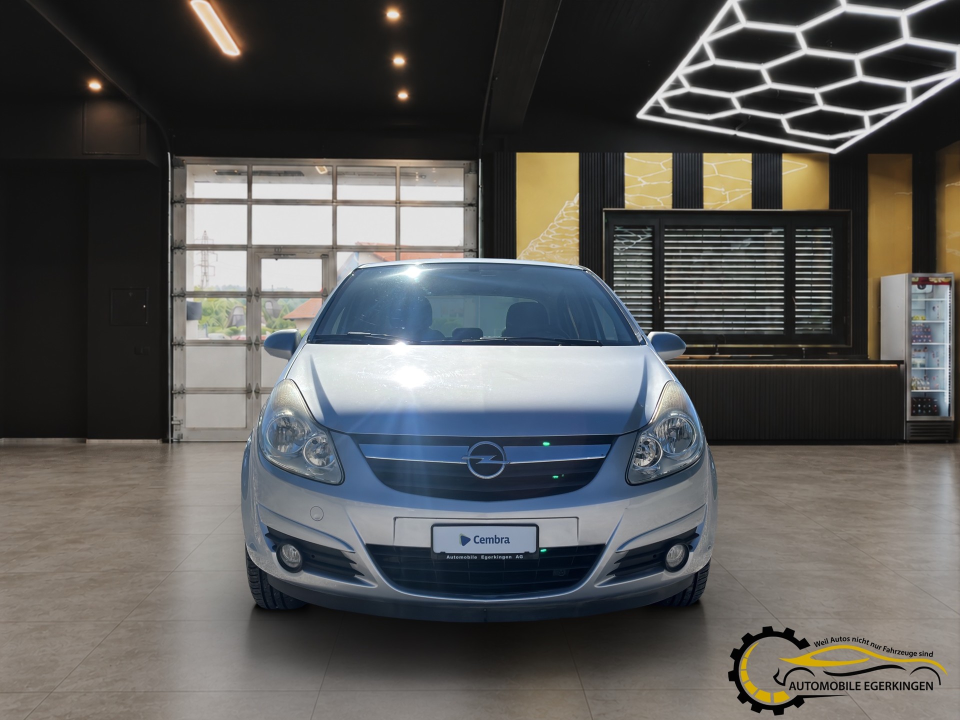 OPEL Corsa 1.4 TP Enjoy-image-1