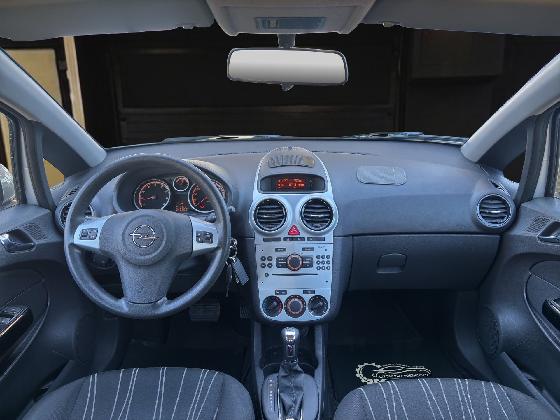 OPEL Corsa 1.4 TP Enjoy-image-10