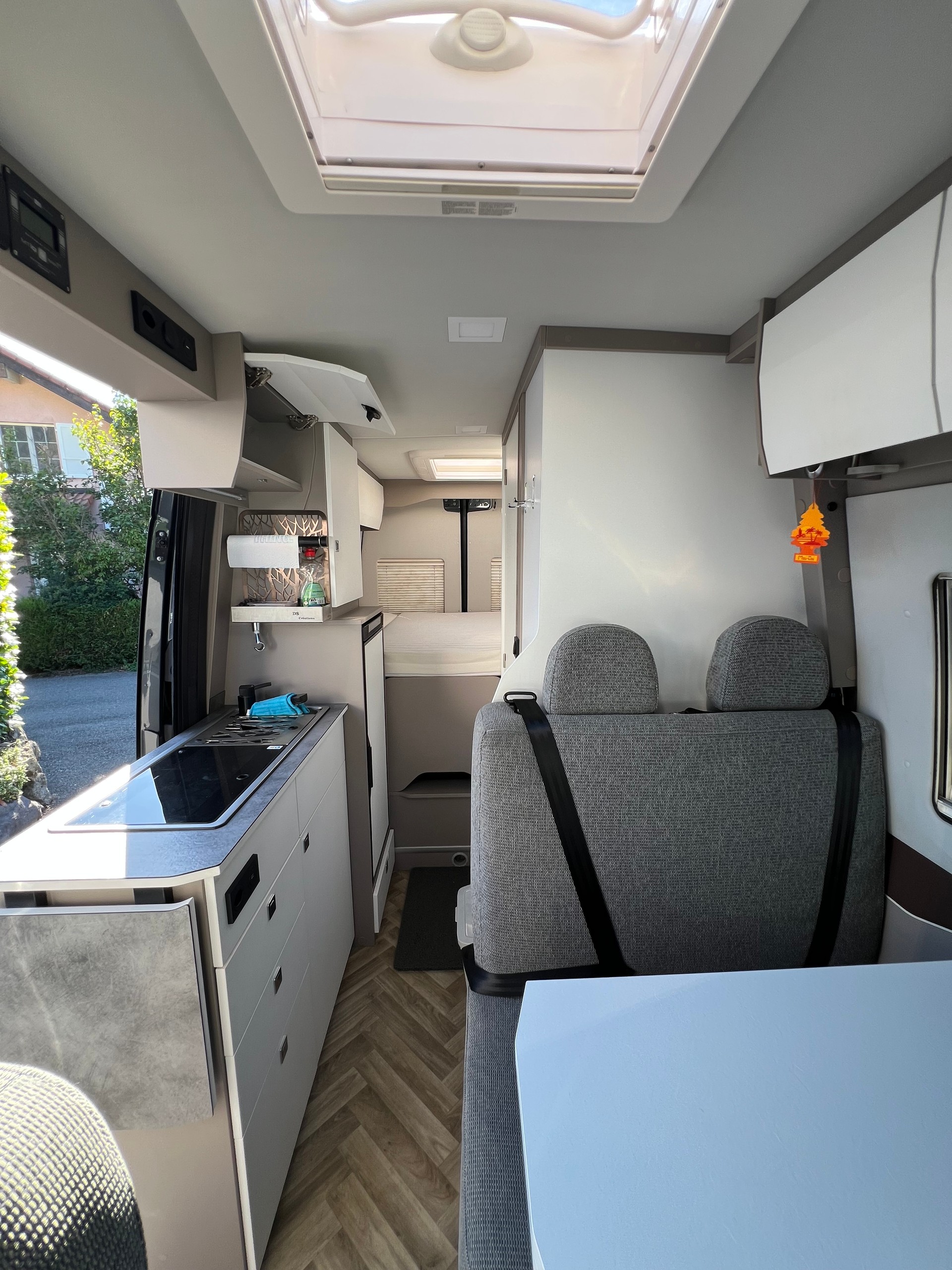 MERCEDES-BENZ Sprinter-image-9