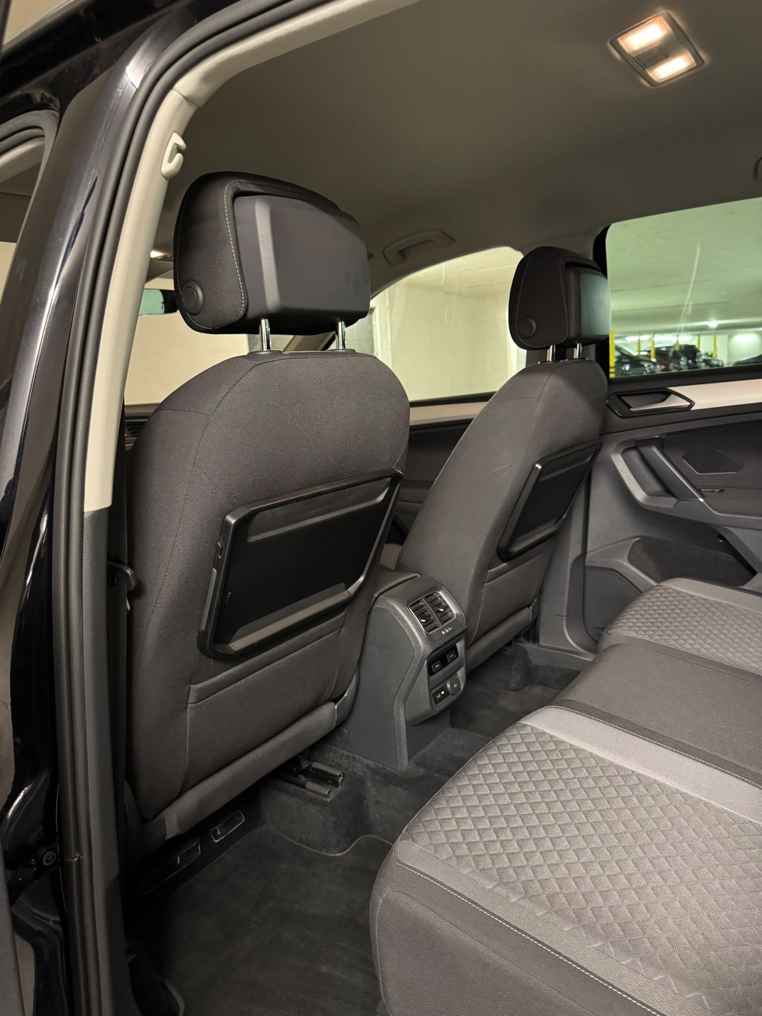 VW Tiguan 1.4TSI Comfortline 4Motion-image-11