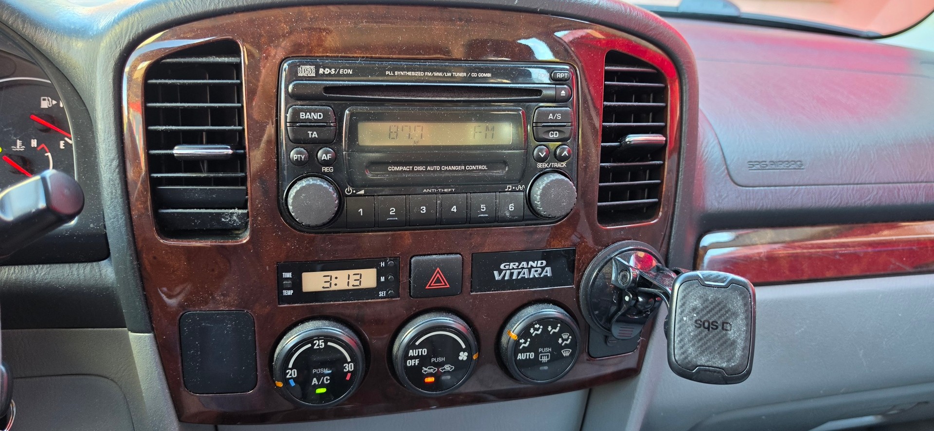 SUZUKI Grand Vitara 2.7 V6 Wagon-image-23