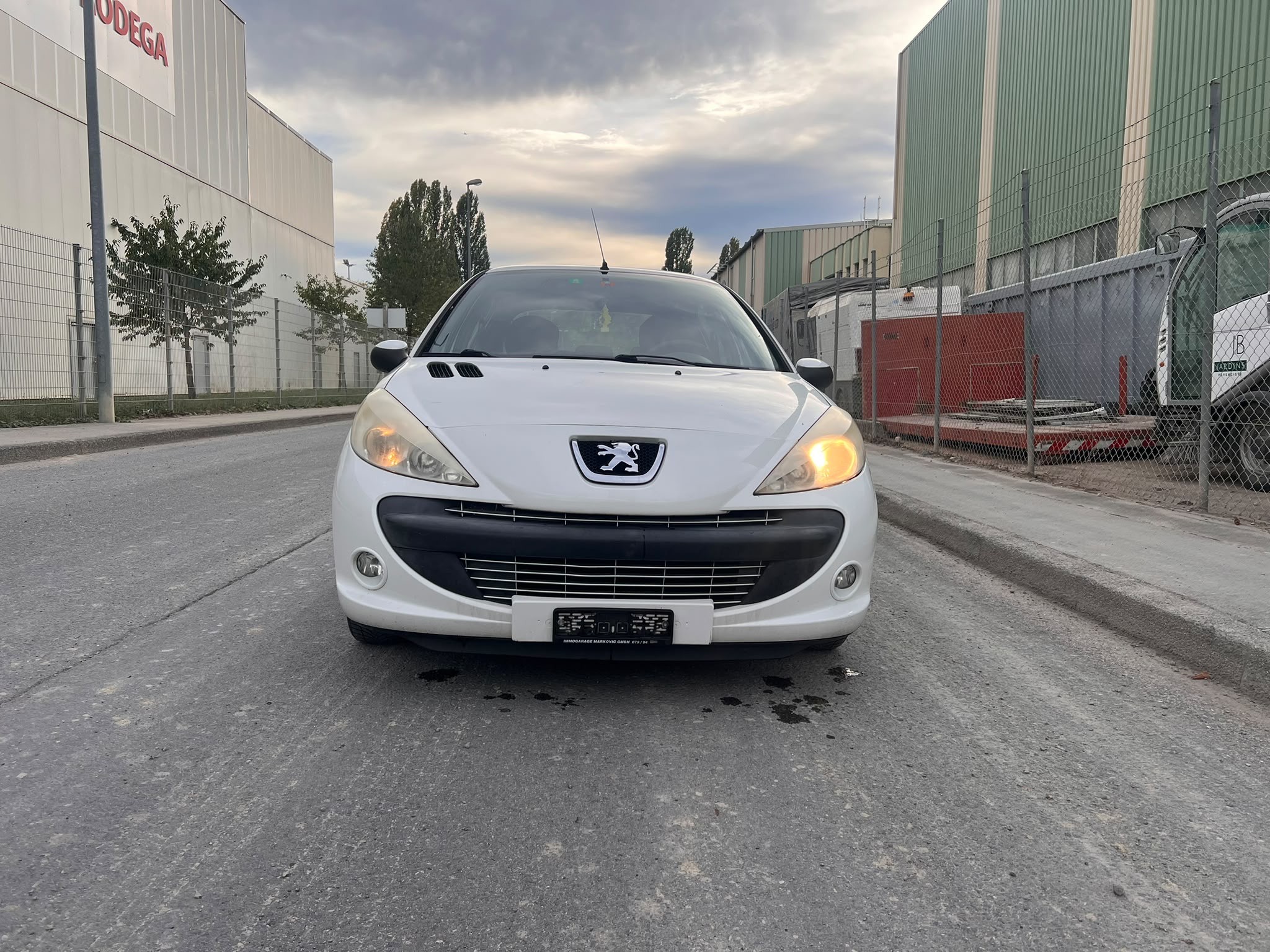 Car photo