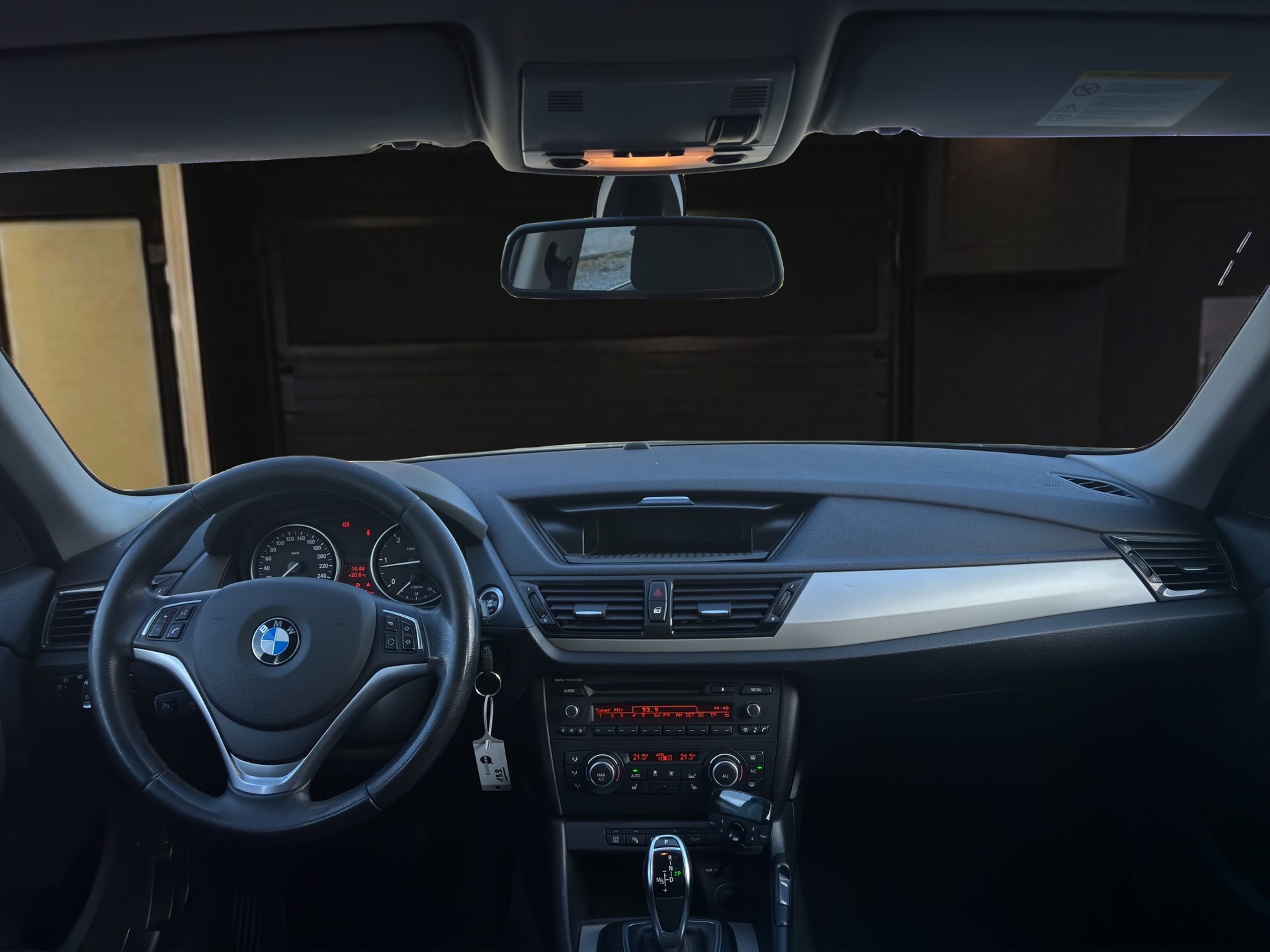 BMW X1 xDrive 20d Steptronic-image-10