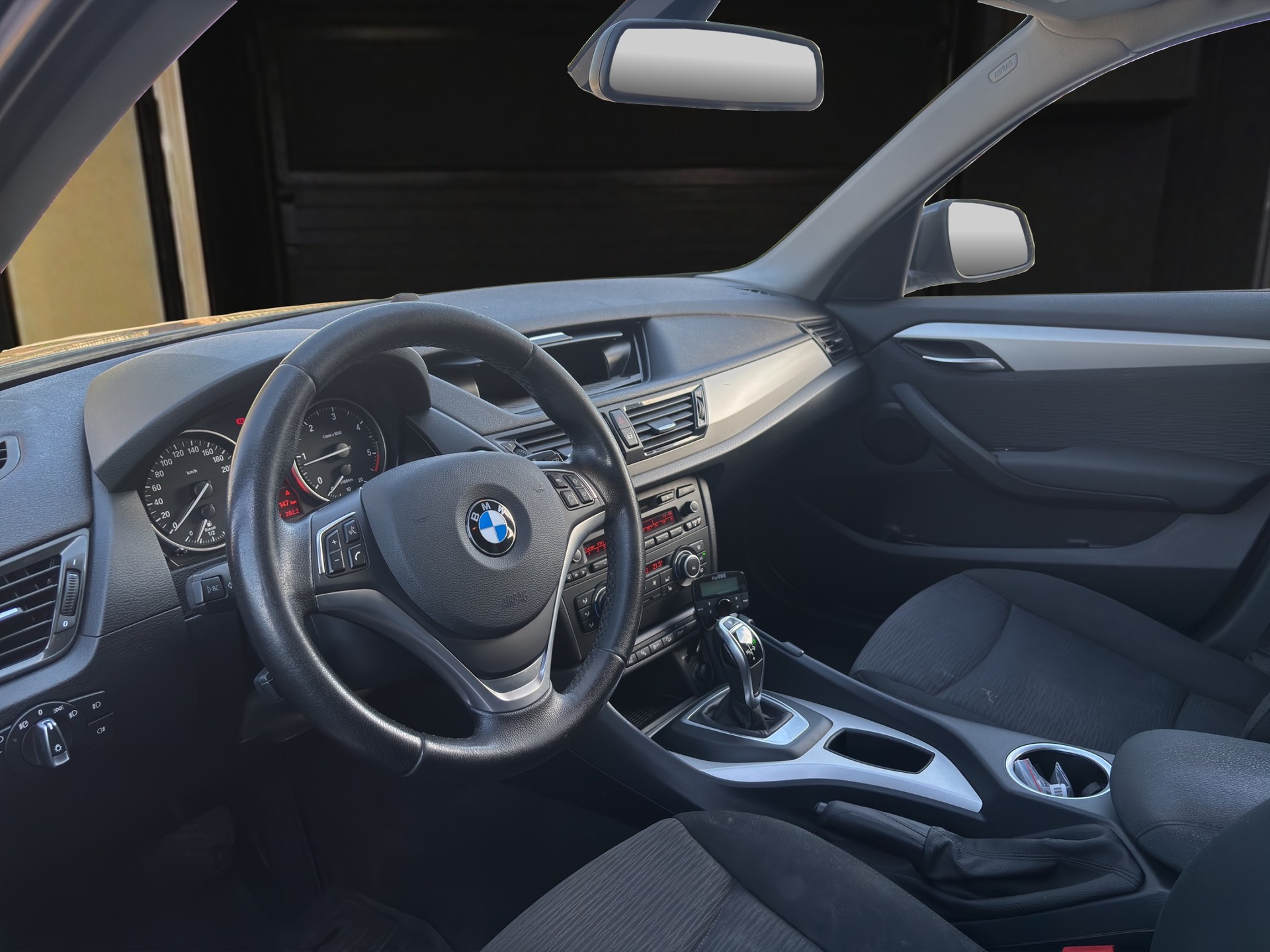 BMW X1 xDrive 20d Steptronic-image-8