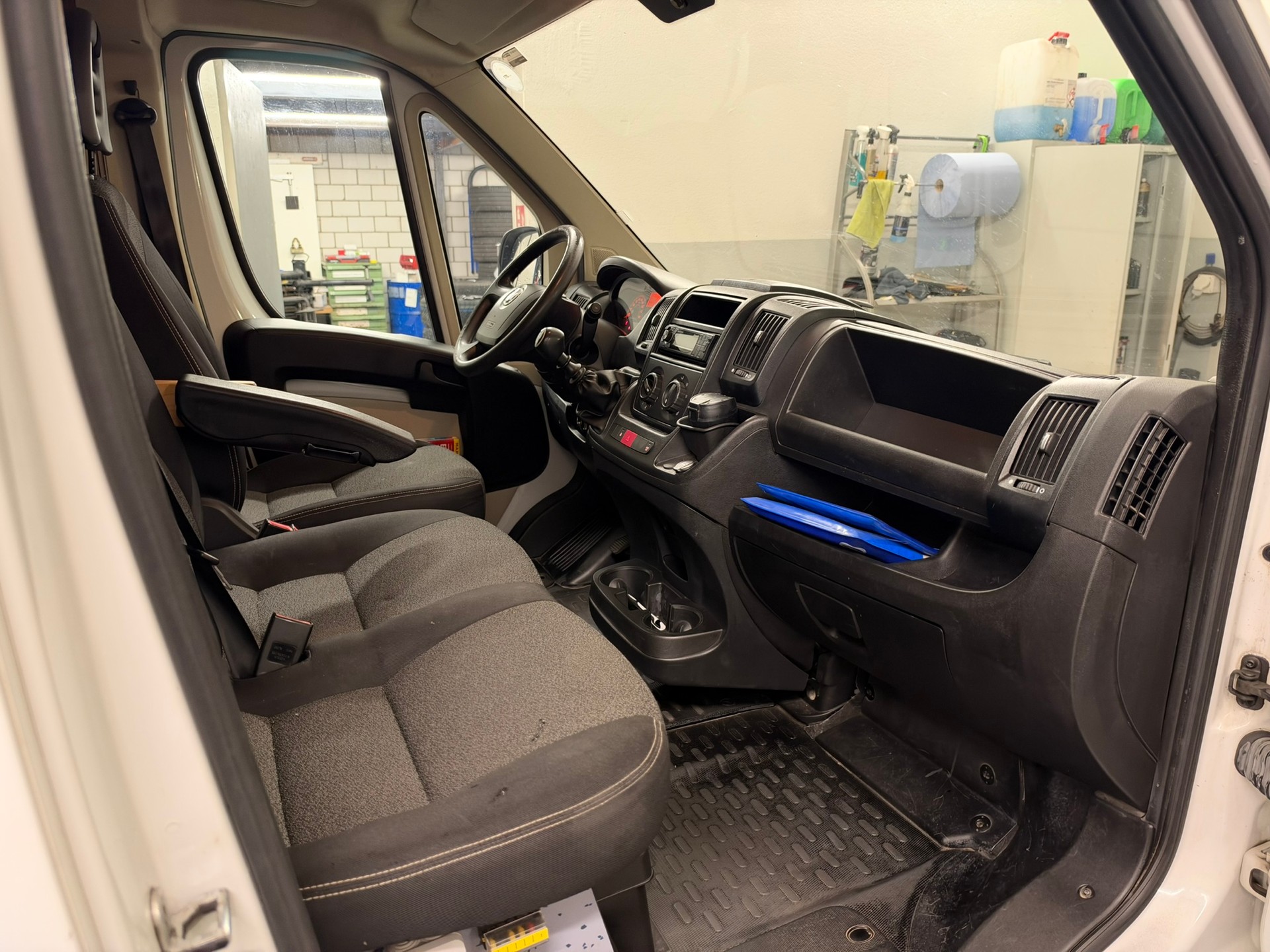 FIAT Ducato 30 2.0 MJ-image-9