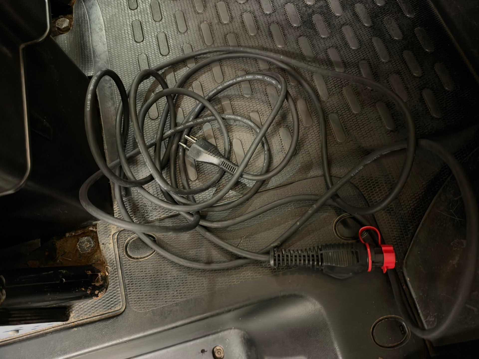 FIAT Ducato 30 2.0 MJ-image-11