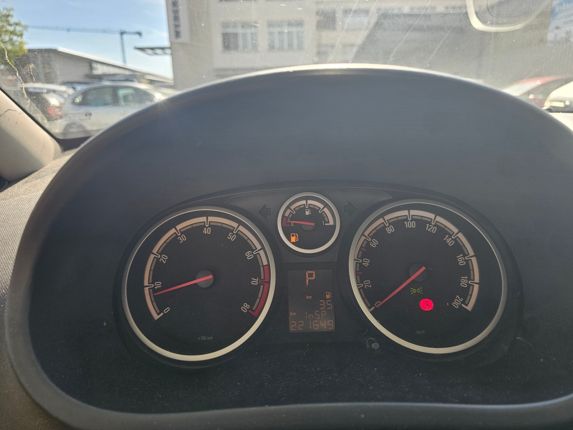 OPEL Corsa 1.4 TP Enjoy-image-8